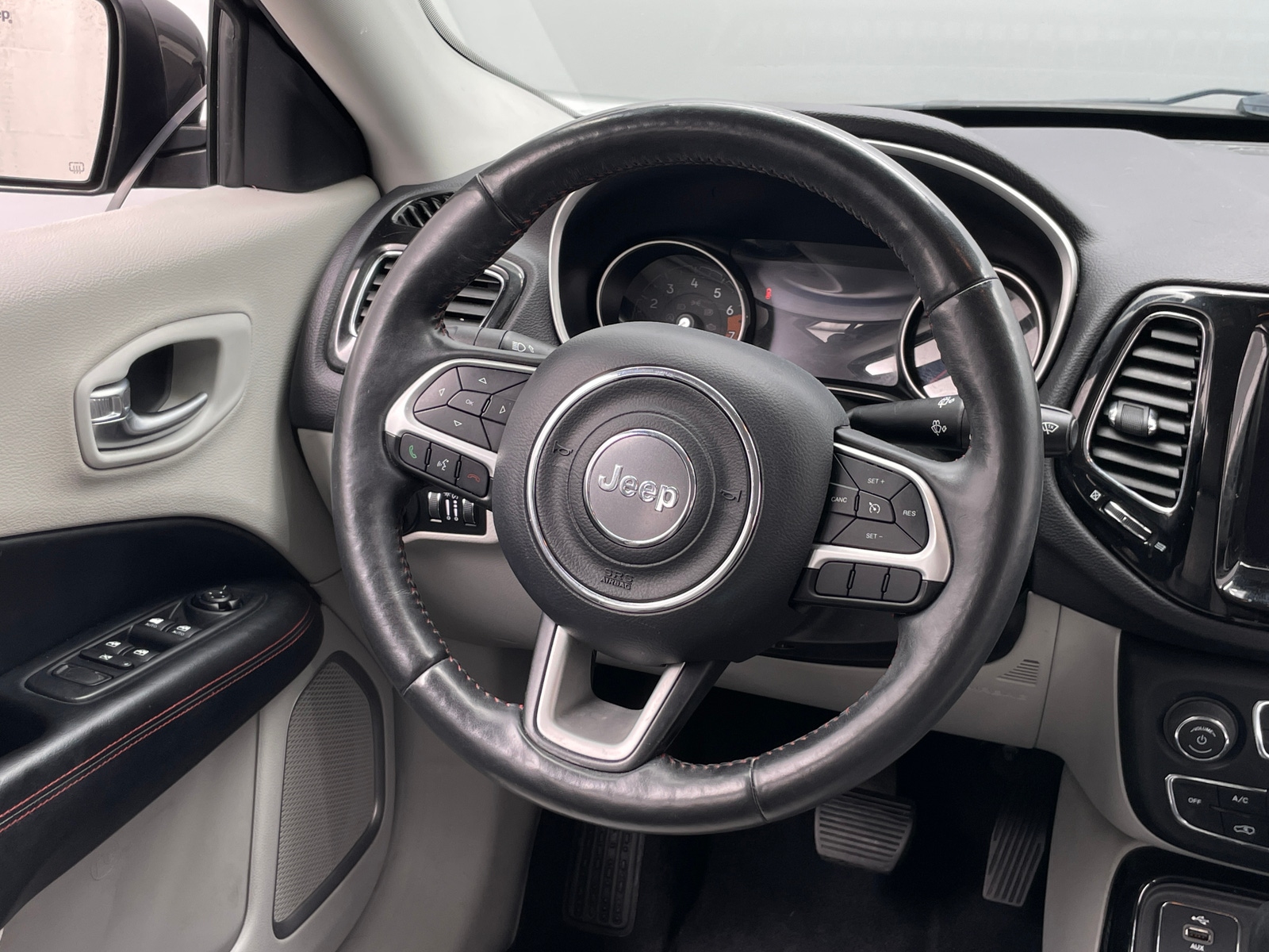 Thumbnail: 2018 Jeep Compass - 4
