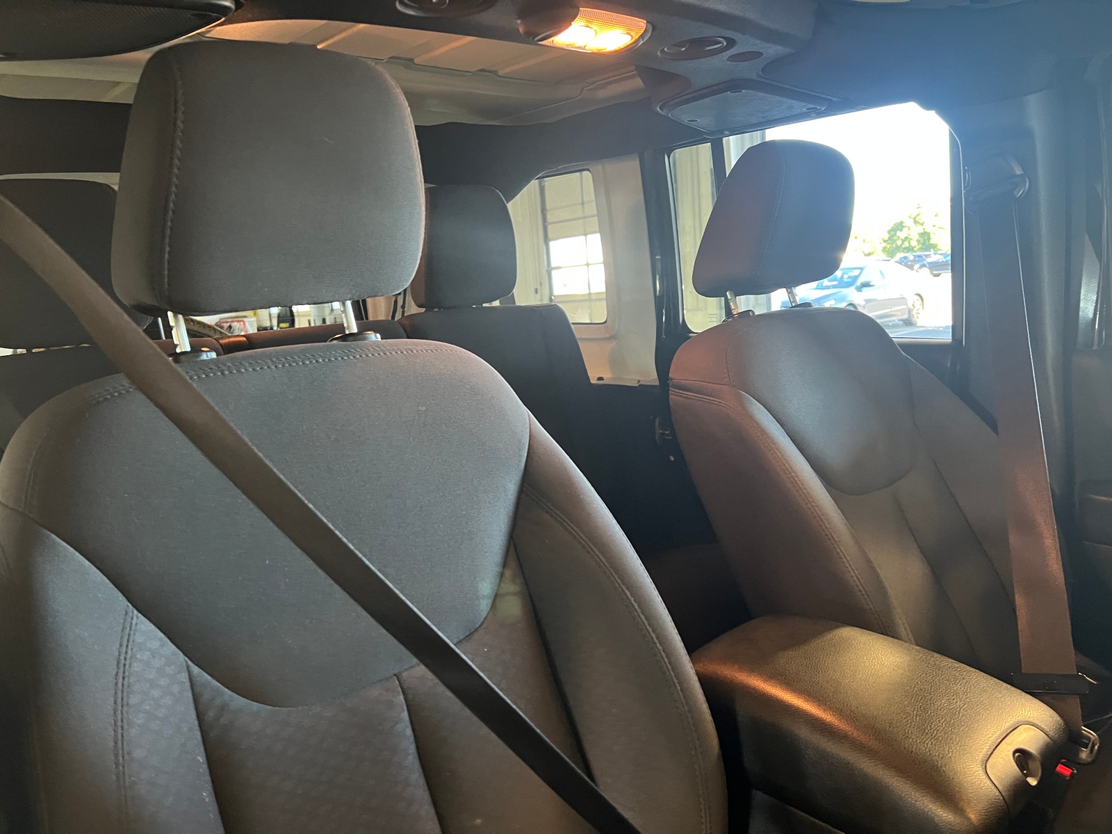 Thumbnail: 2016 Jeep Wrangler - 2