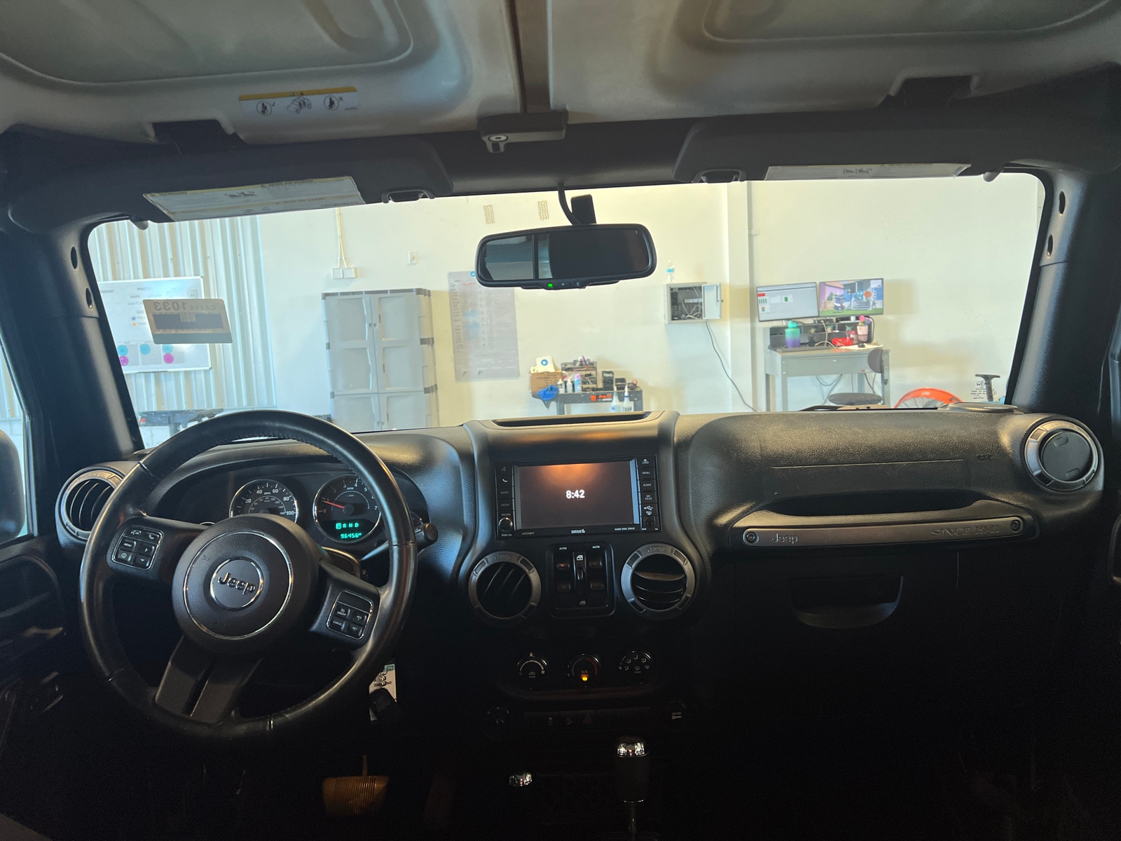 Thumbnail: 2016 Jeep Wrangler - 3