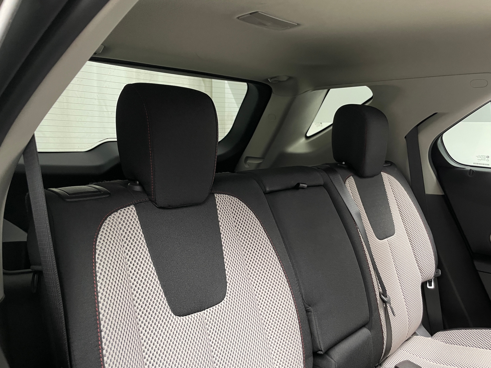 Thumbnail: 2015 Chevrolet Equinox - 6