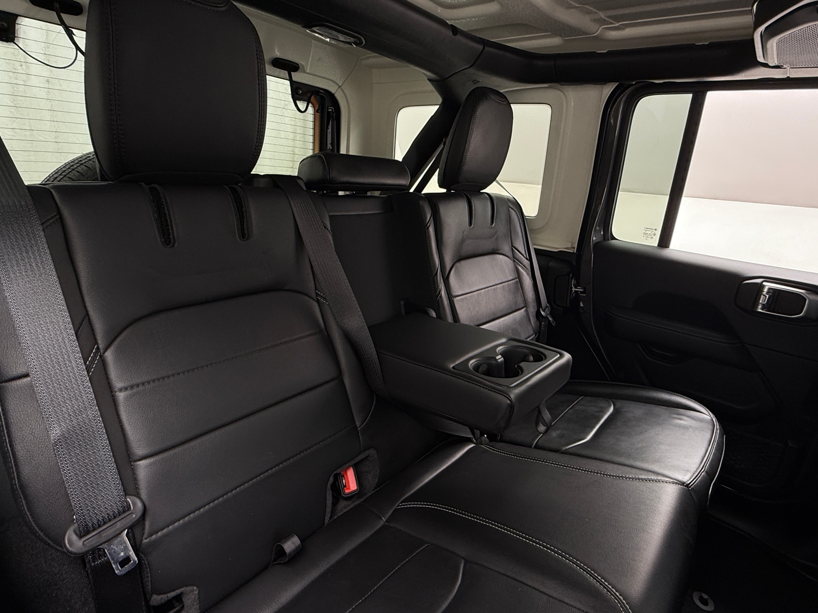 Thumbnail: 2023 Jeep Wrangler - 6