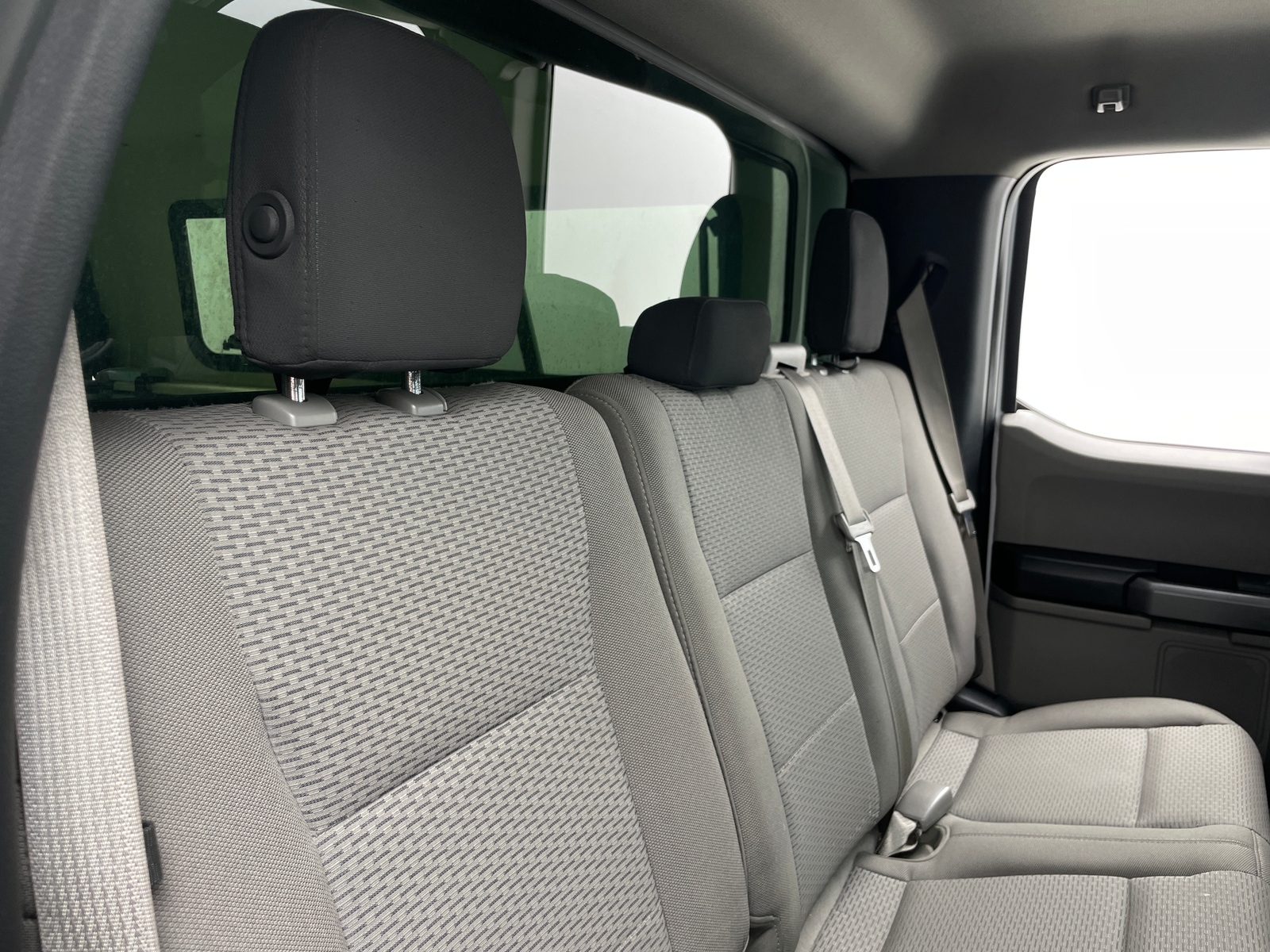 Thumbnail: 2017 Ford Econoline - 6