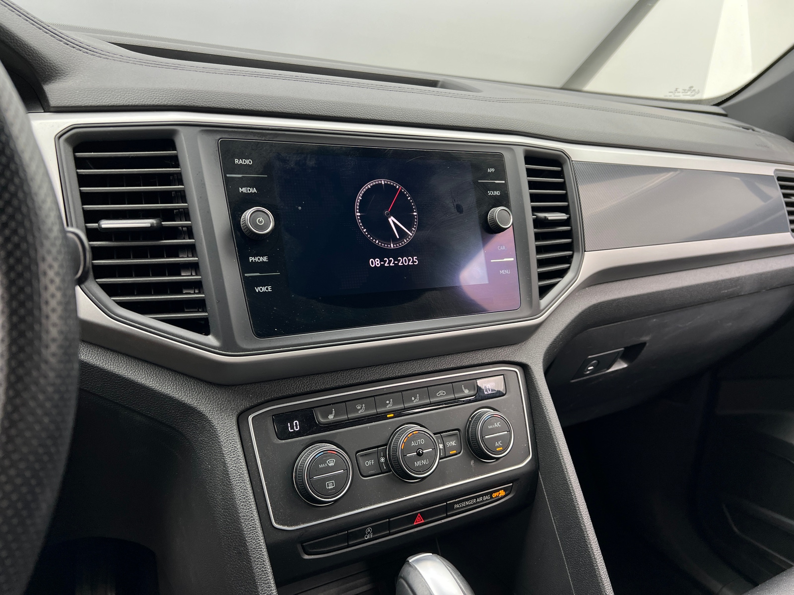 Thumbnail: 2021 Volkswagen Atlas - 3