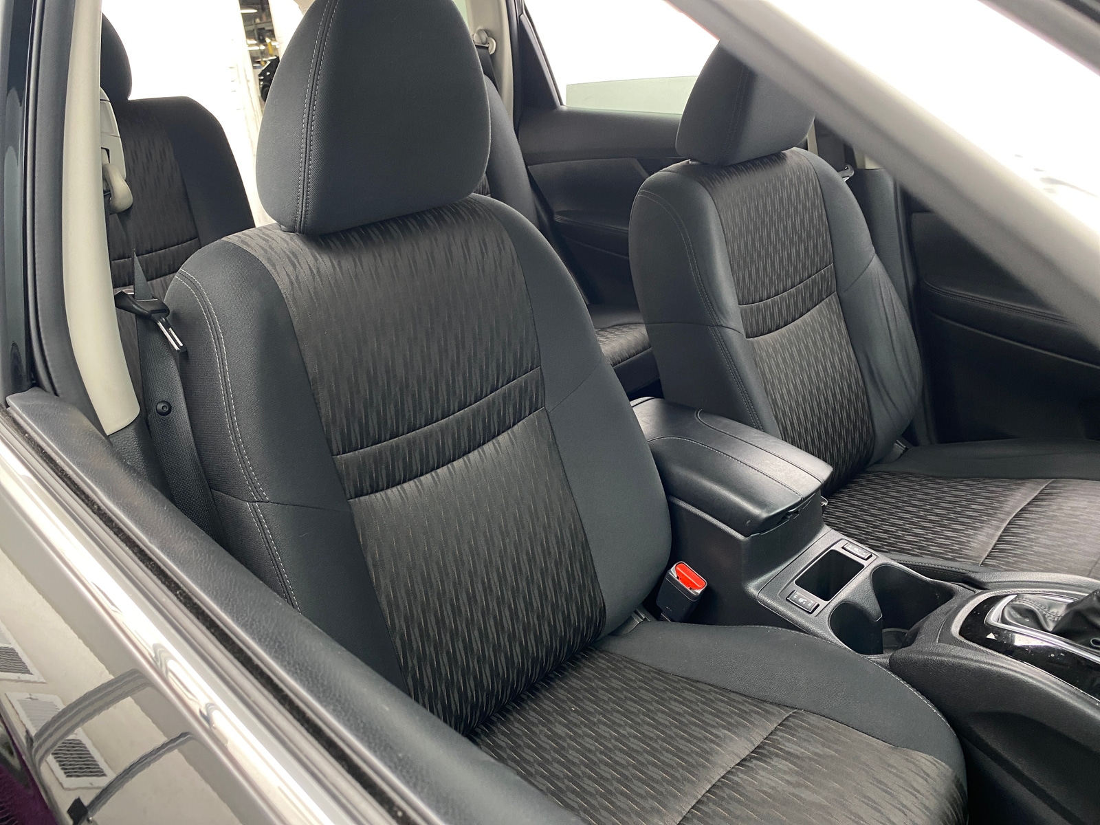 Thumbnail: 2017 Nissan Rogue - 2