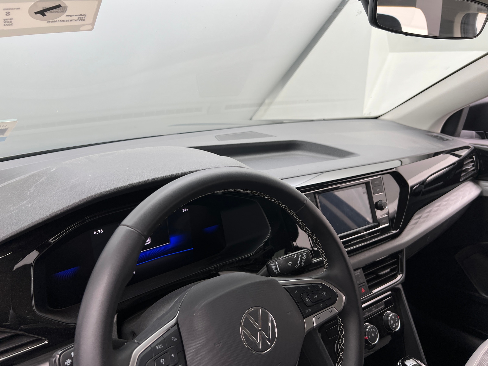Thumbnail: 2024 Volkswagen Taos - 3