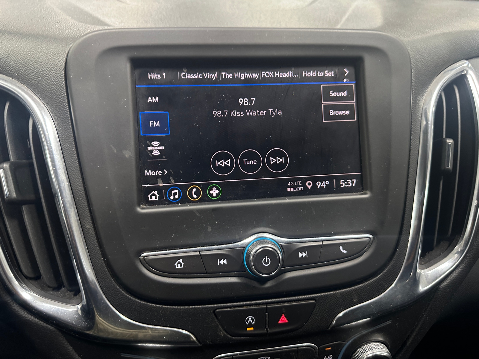 Thumbnail: 2023 Chevrolet Equinox - 4