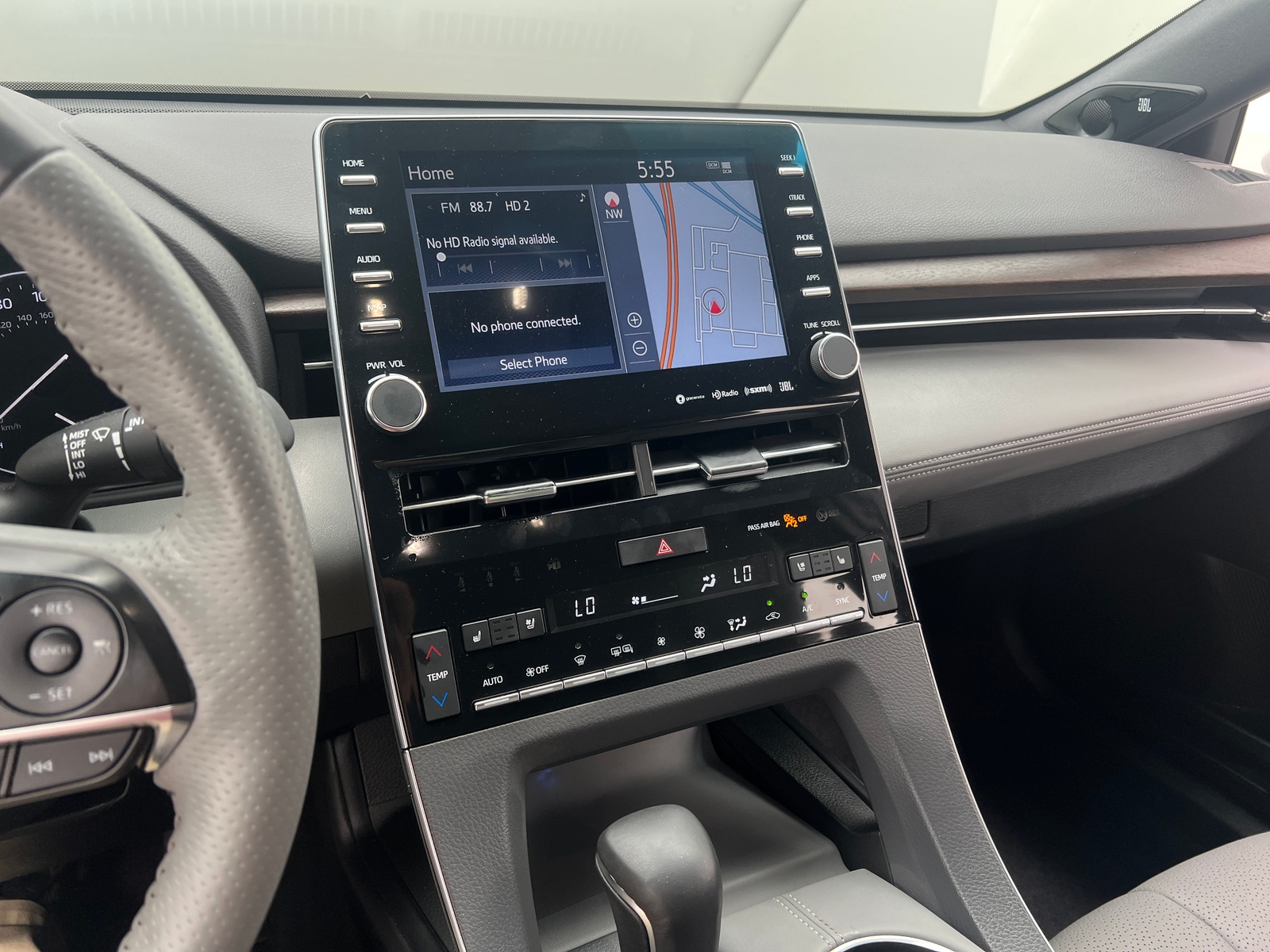 Thumbnail: 2022 Toyota Avalon - 3