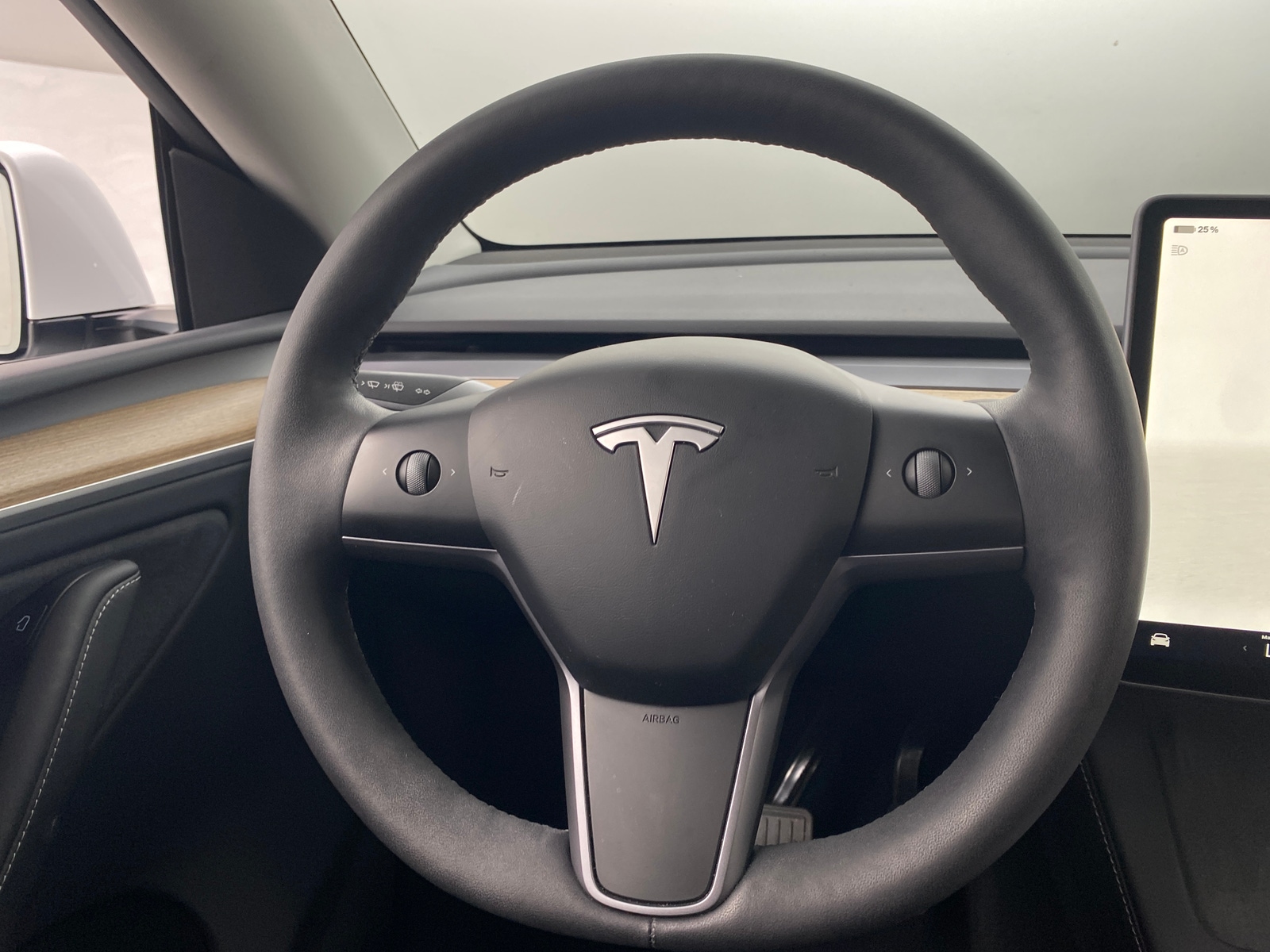 Thumbnail: 2024 Tesla Model Y - 4