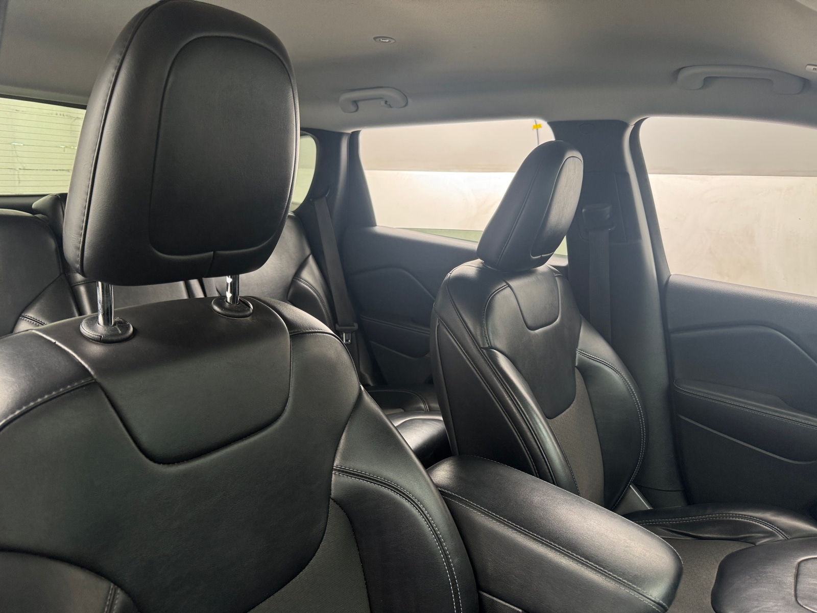 Thumbnail: 2019 Jeep Cherokee - 2