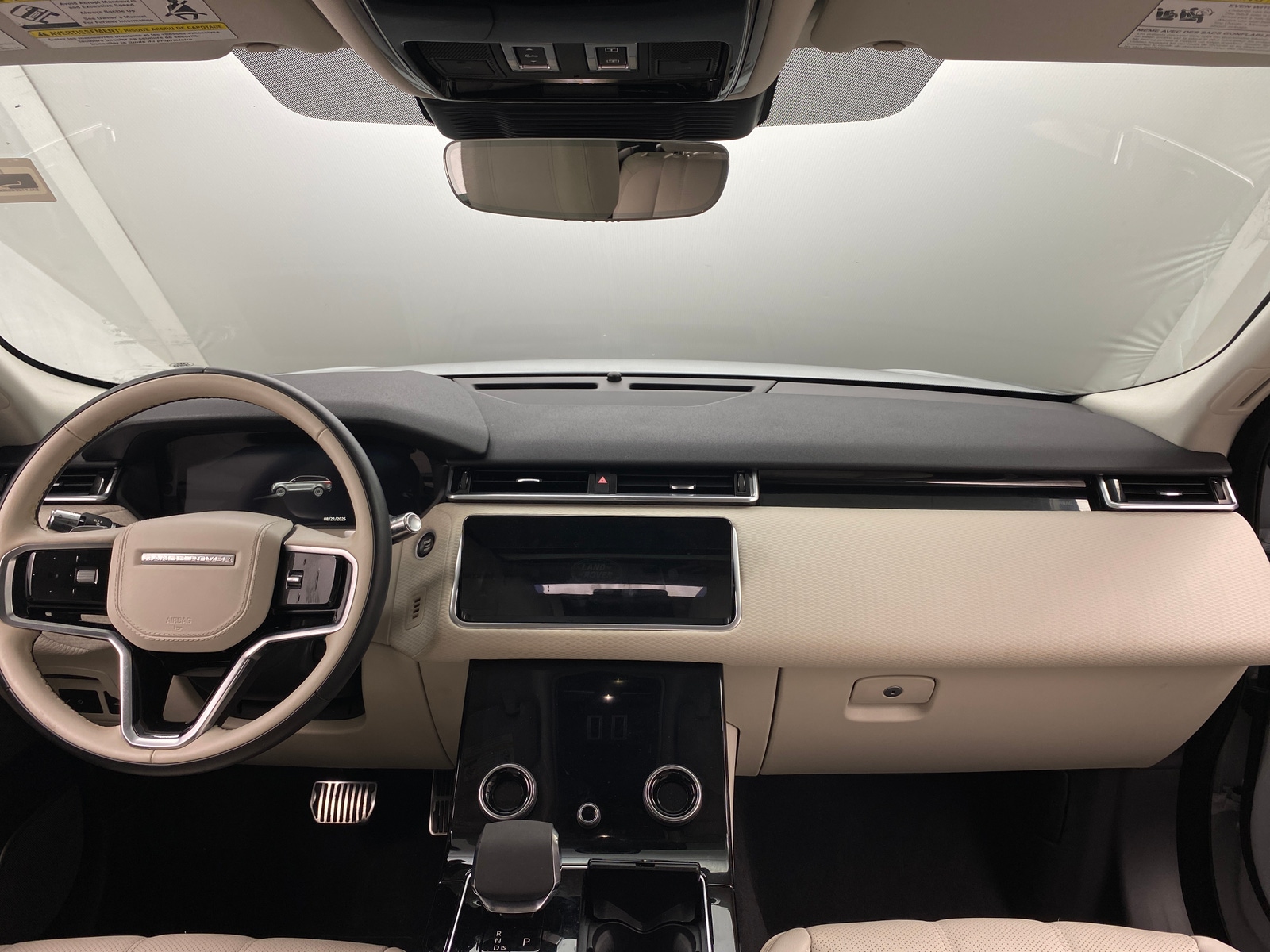 Thumbnail: 2021 Land Rover Range Rover Velar - 2