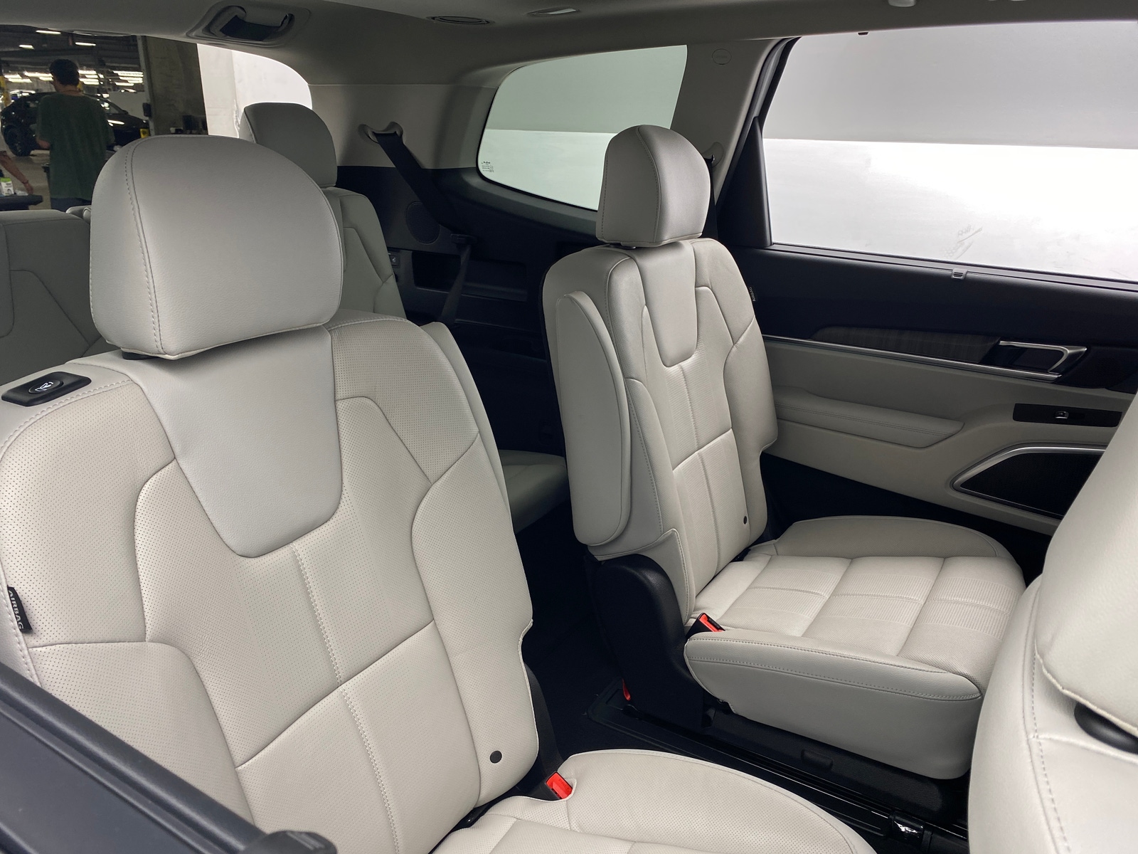 Thumbnail: 2024 Kia Telluride - 4