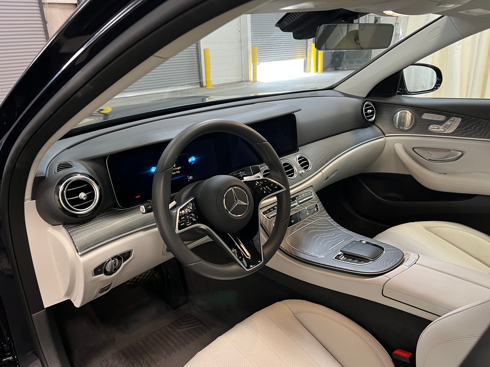 Thumbnail: 2021 Mercedes-Benz E-Class - 3