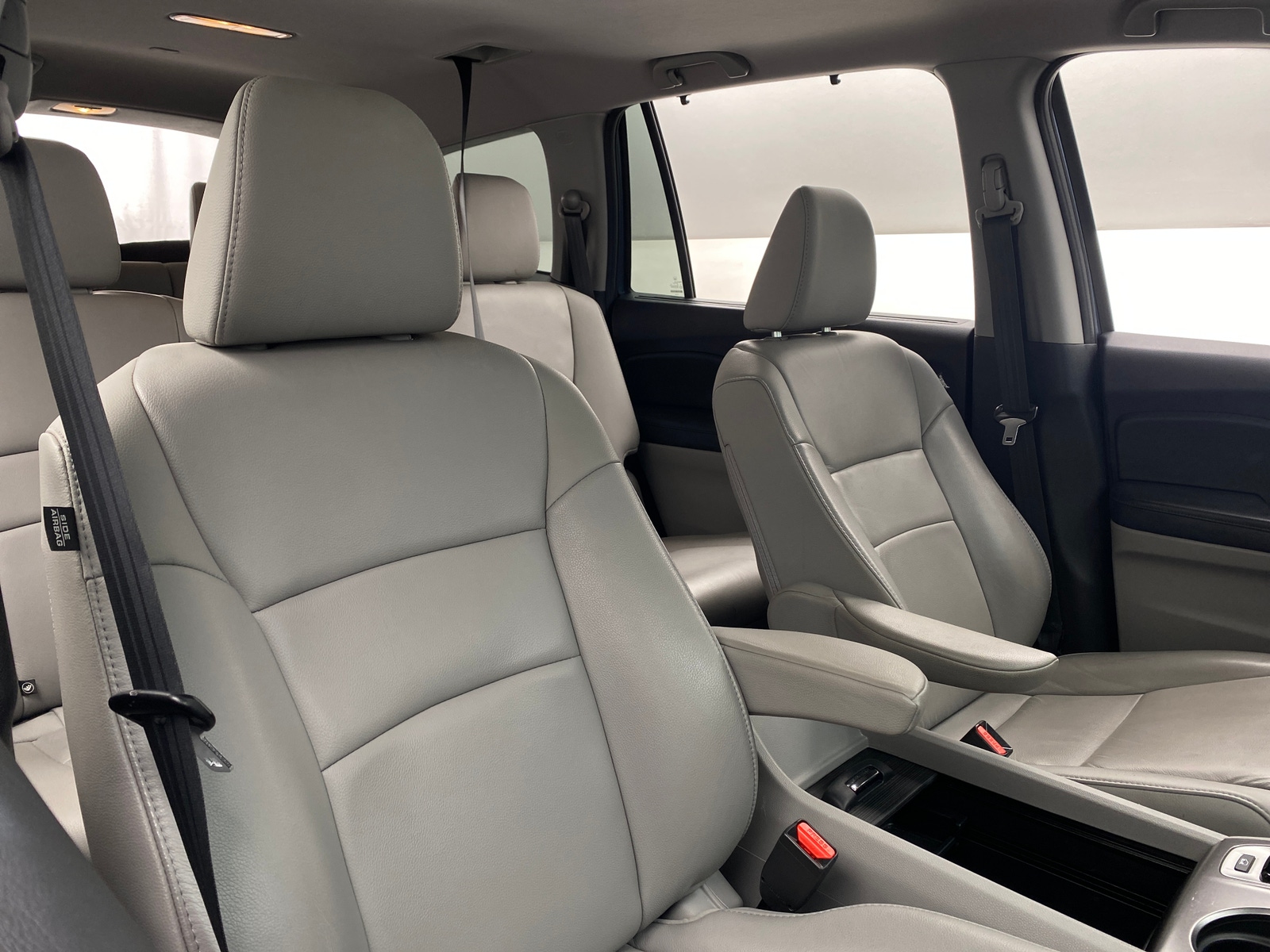 Thumbnail: 2019 Honda Pilot - 2