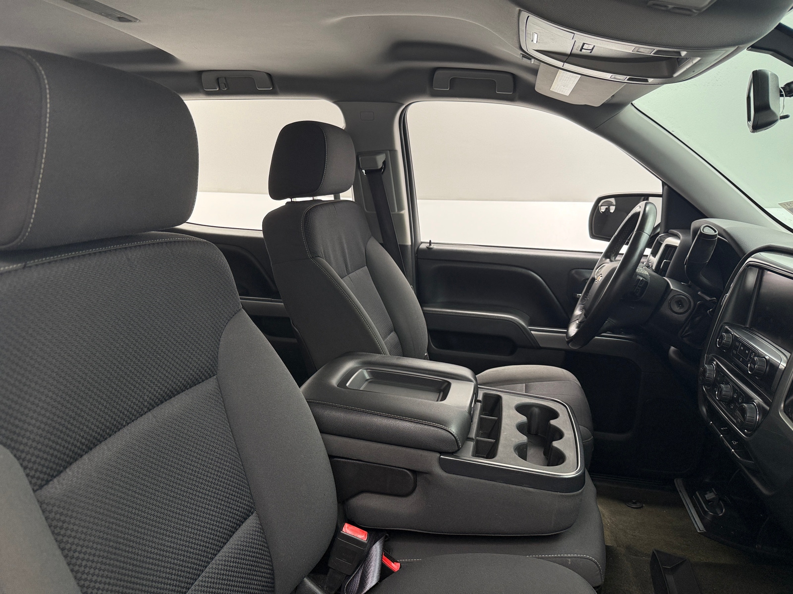 Thumbnail: 2015 Chevrolet Silverado 1500 - 2