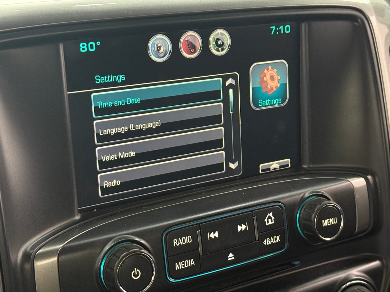 Thumbnail: 2015 Chevrolet Silverado 1500 - 4