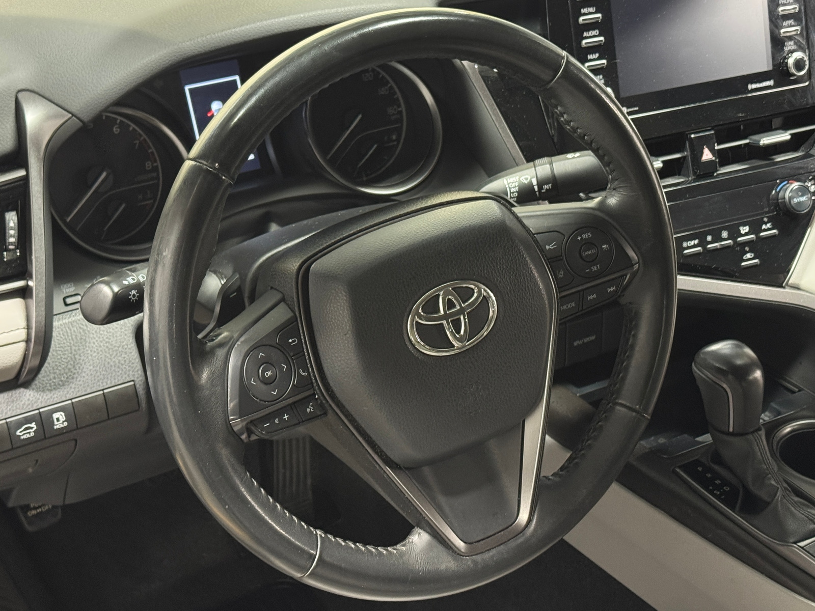 Thumbnail: 2022 Toyota Camry - 4