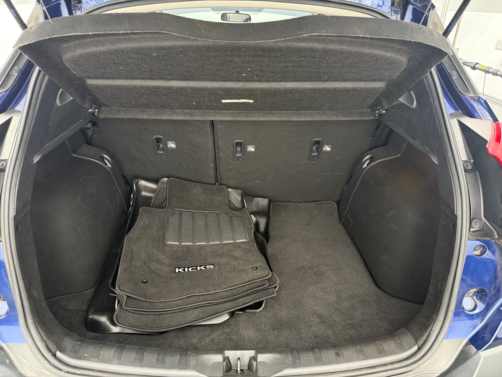 Thumbnail: 2019 Nissan Kicks - 7