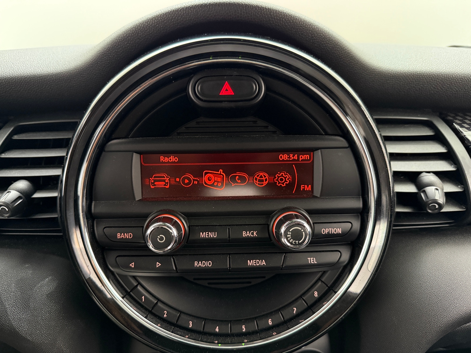 Thumbnail: 2015 MINI Cooper Hardtop - 3