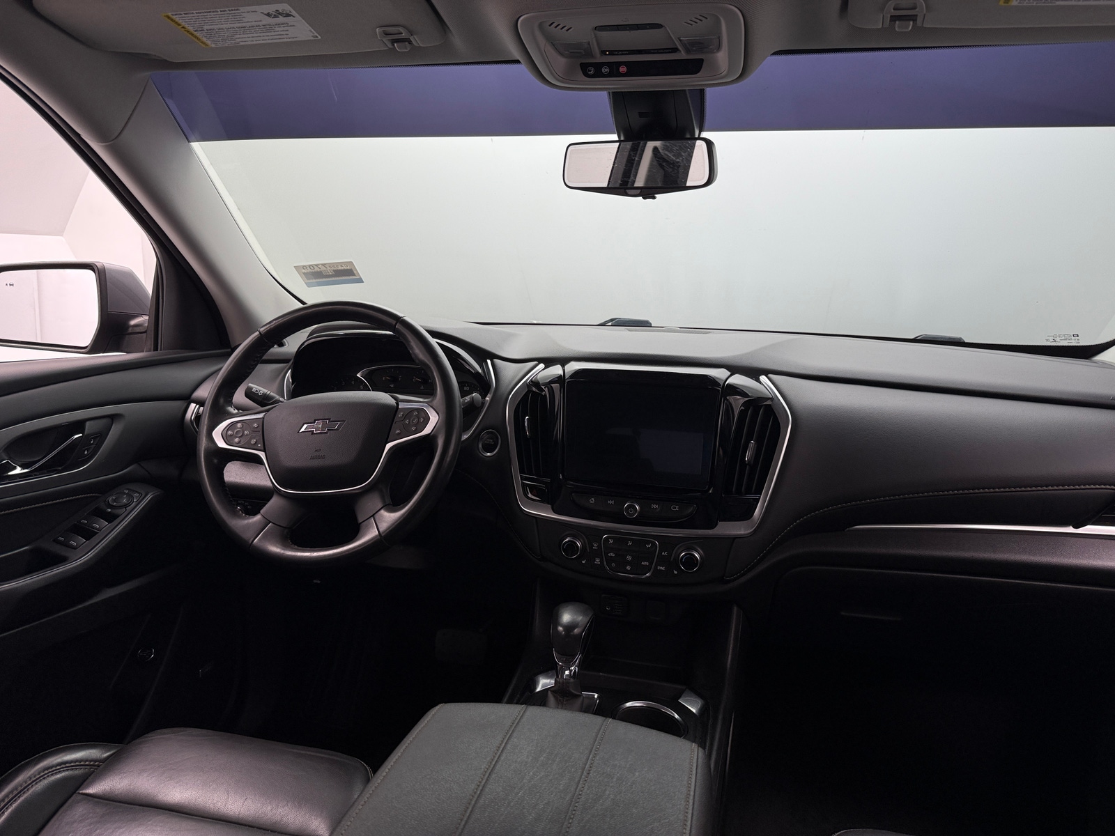 Thumbnail: 2021 Chevrolet Traverse - 2