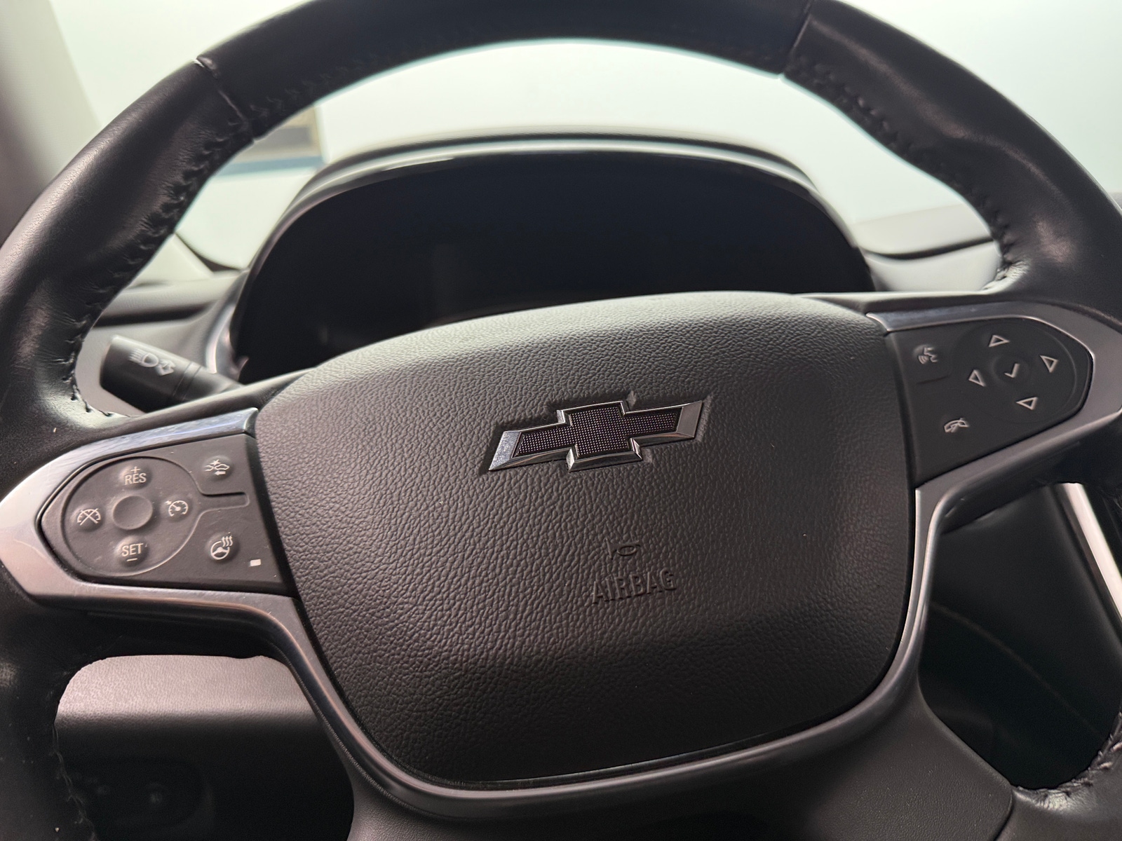 Thumbnail: 2021 Chevrolet Traverse - 4