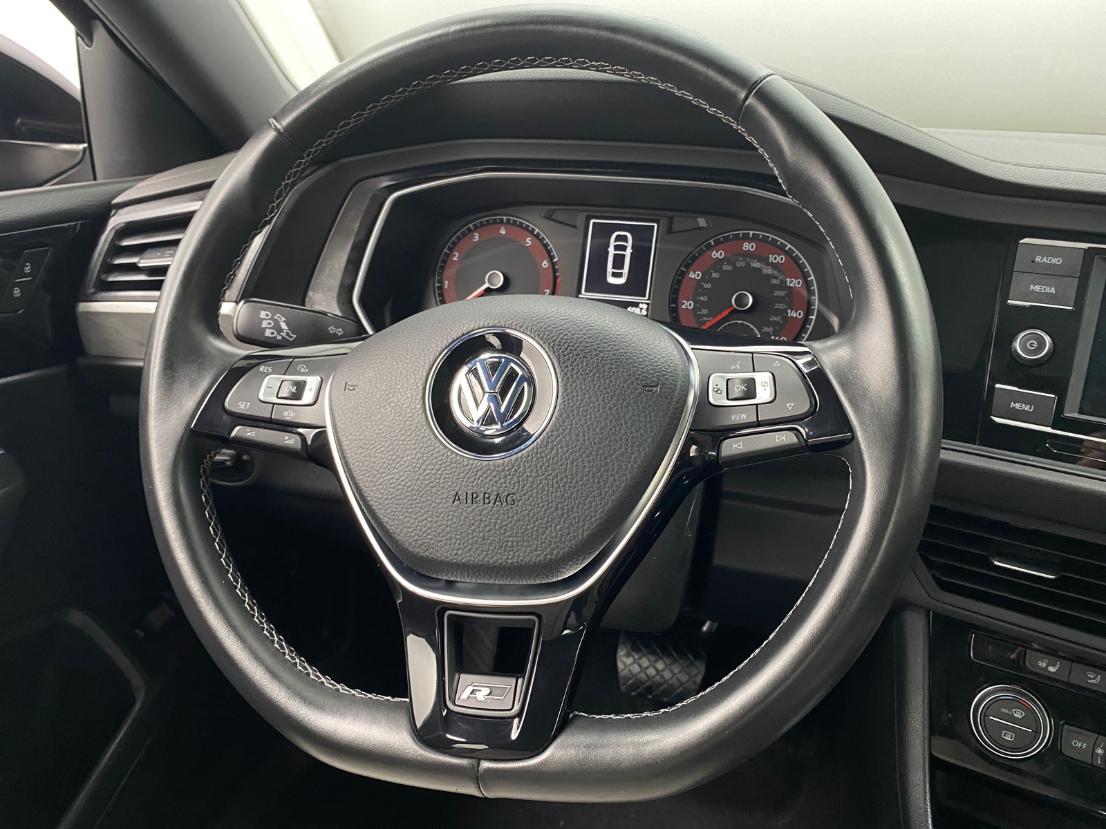 Thumbnail: 2020 Volkswagen Jetta - 4