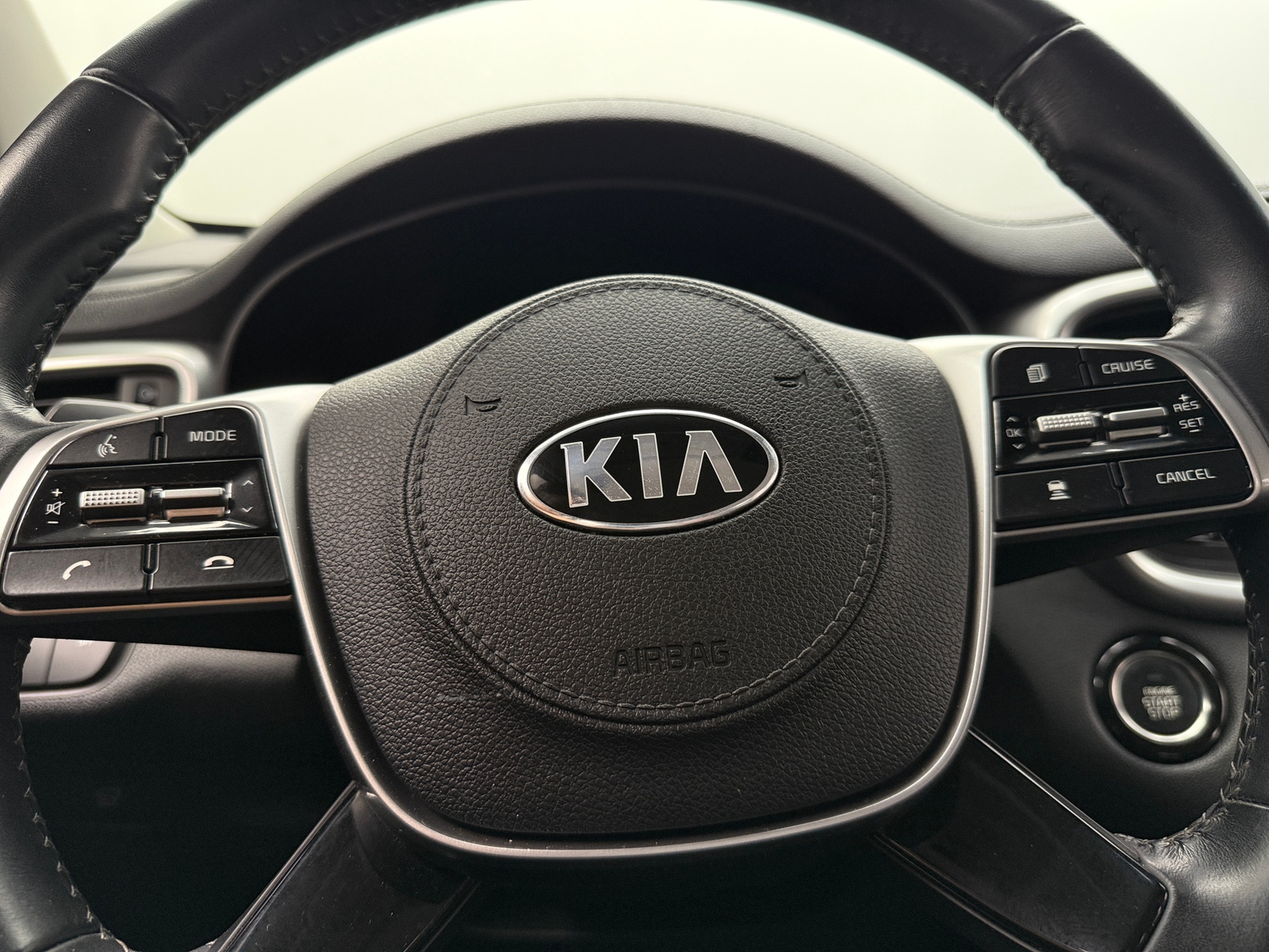 Thumbnail: 2019 Kia Sorento - 4