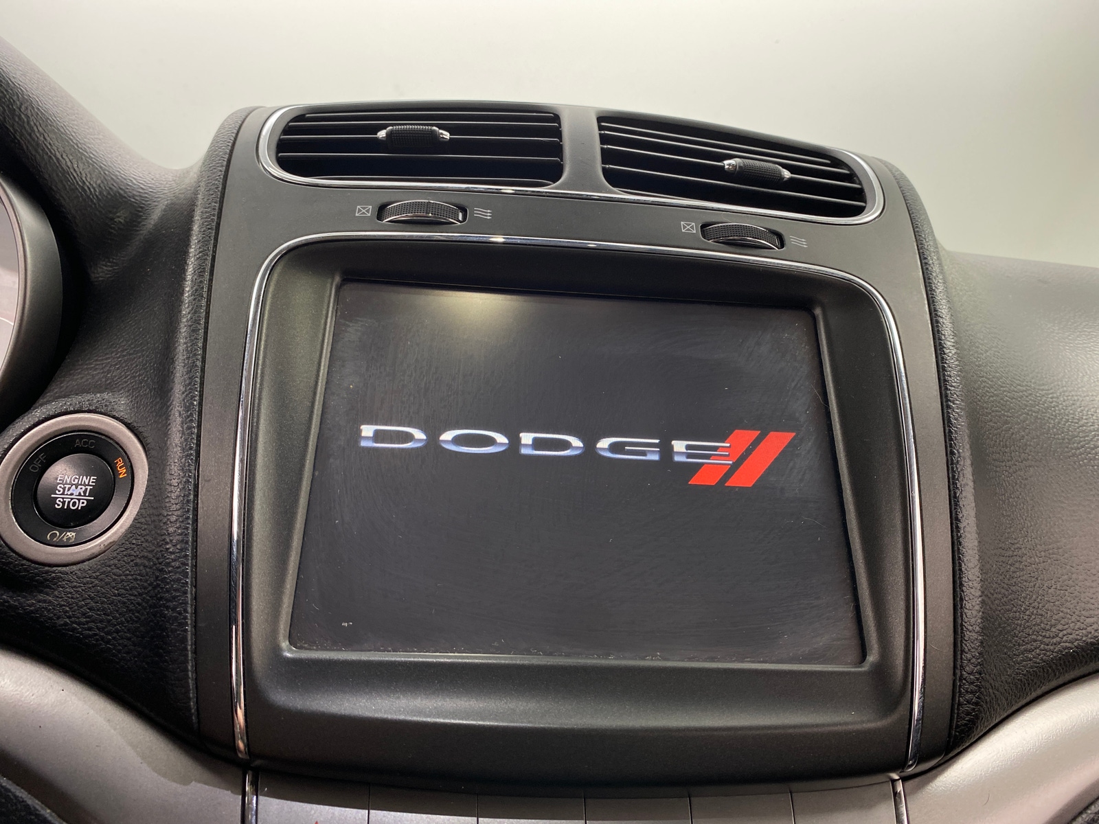 Thumbnail: 2017 Dodge Journey - 3