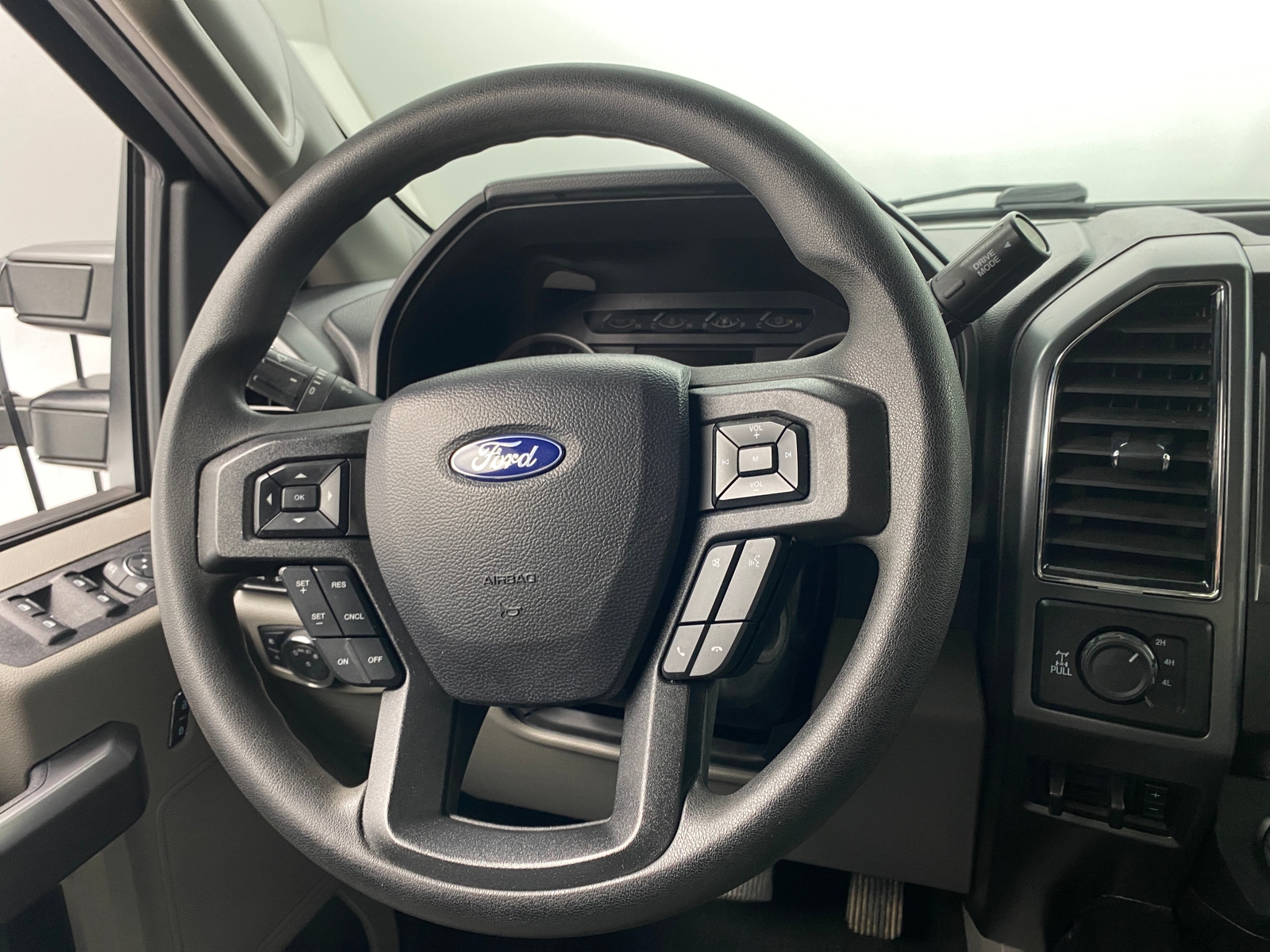 Thumbnail: 2021 Ford Econoline - 5