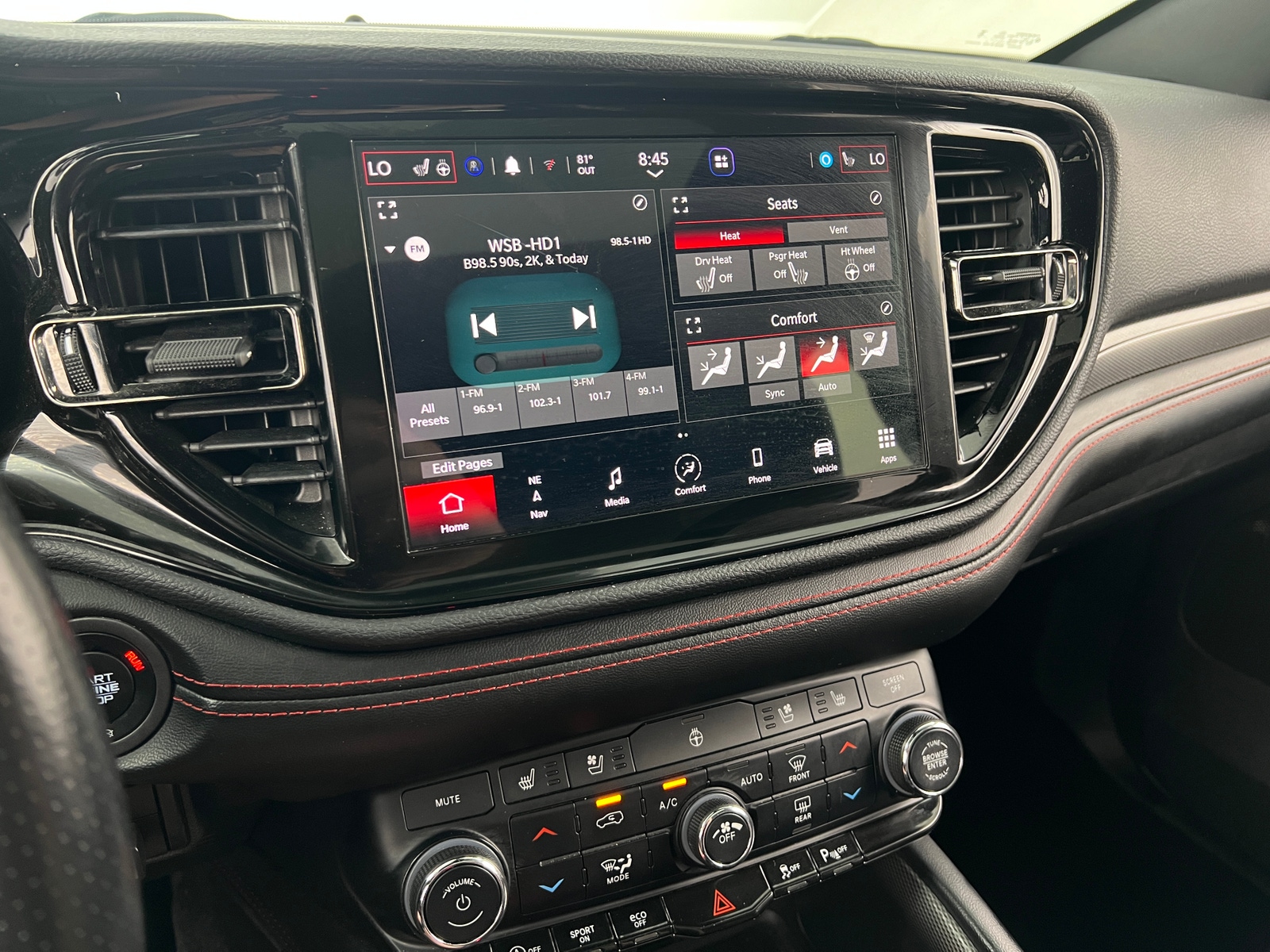 Thumbnail: 2023 Dodge Durango - 3