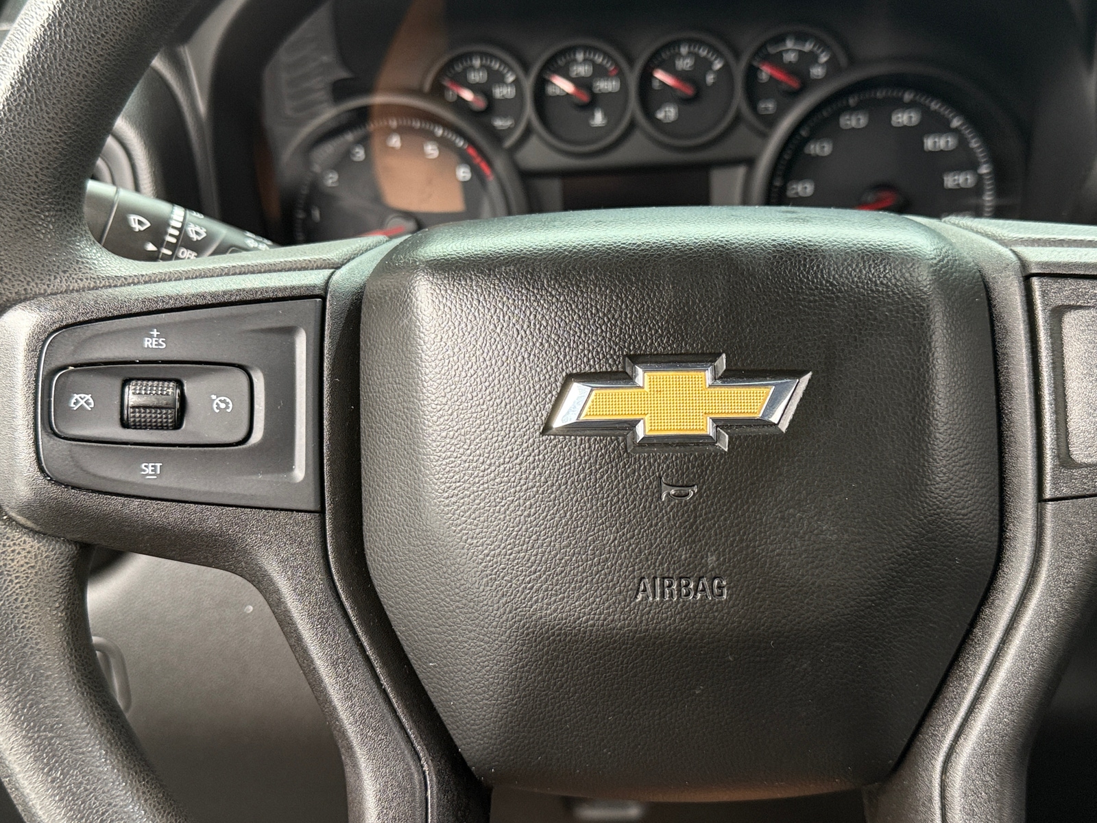 Thumbnail: 2021 Chevrolet Silverado 1500 - 5