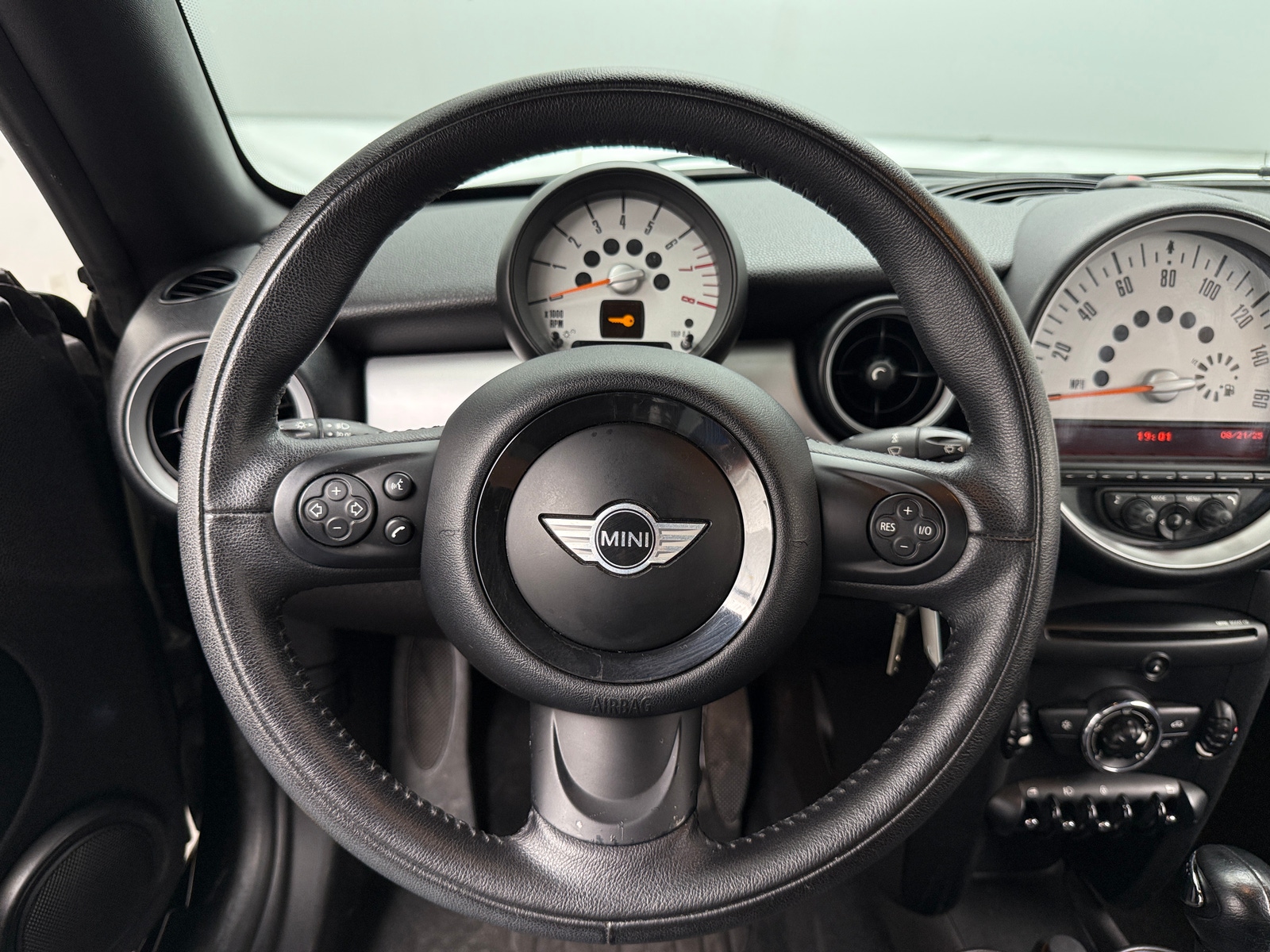 Thumbnail: 2012 MINI Cooper Coupe - 3