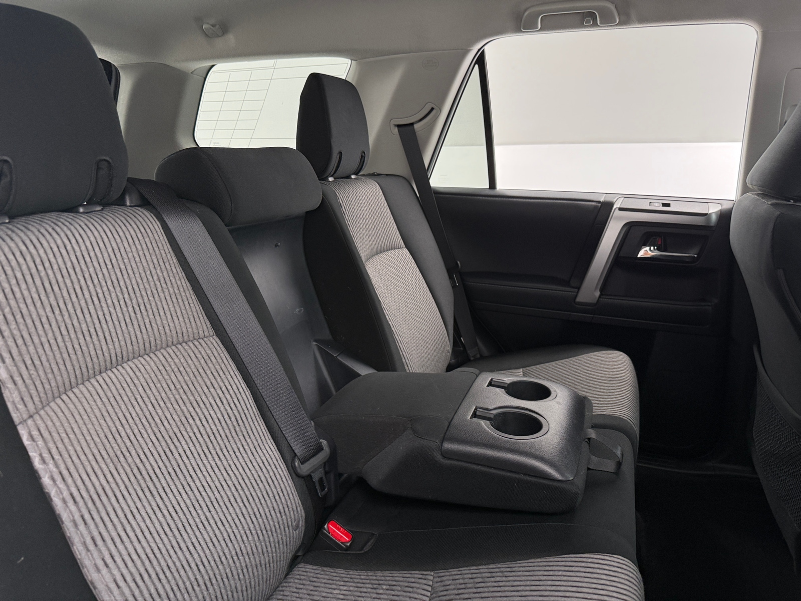 Thumbnail: 2021 Toyota 4Runner - 6