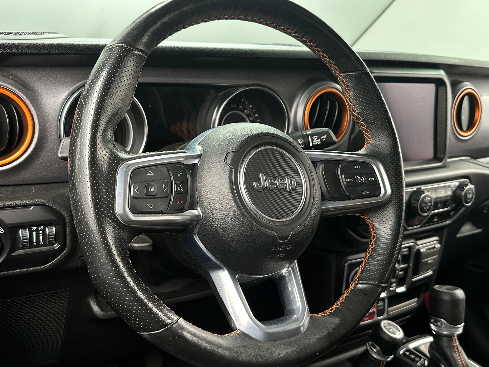 Thumbnail: 2021 Jeep Gladiator - 5