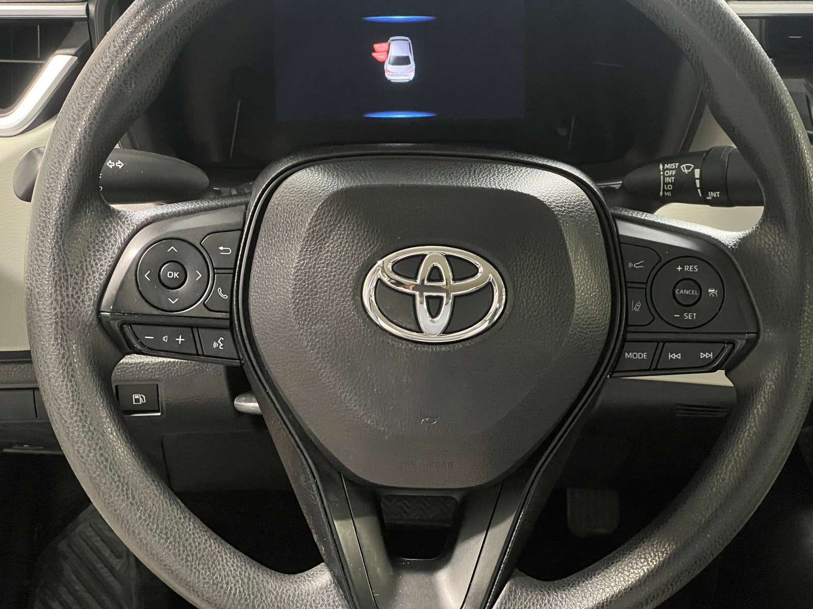 Thumbnail: 2022 Toyota Corolla - 5