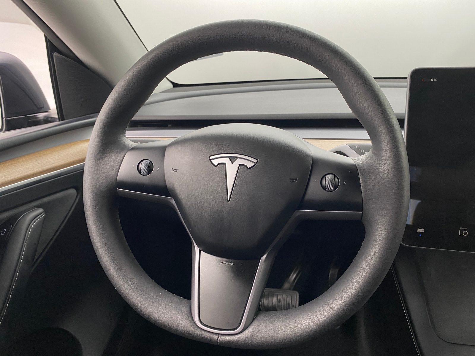 Thumbnail: 2024 Tesla Model Y - 4