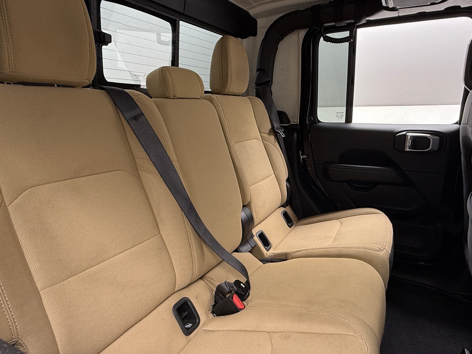 Thumbnail: 2021 Jeep Gladiator - 6
