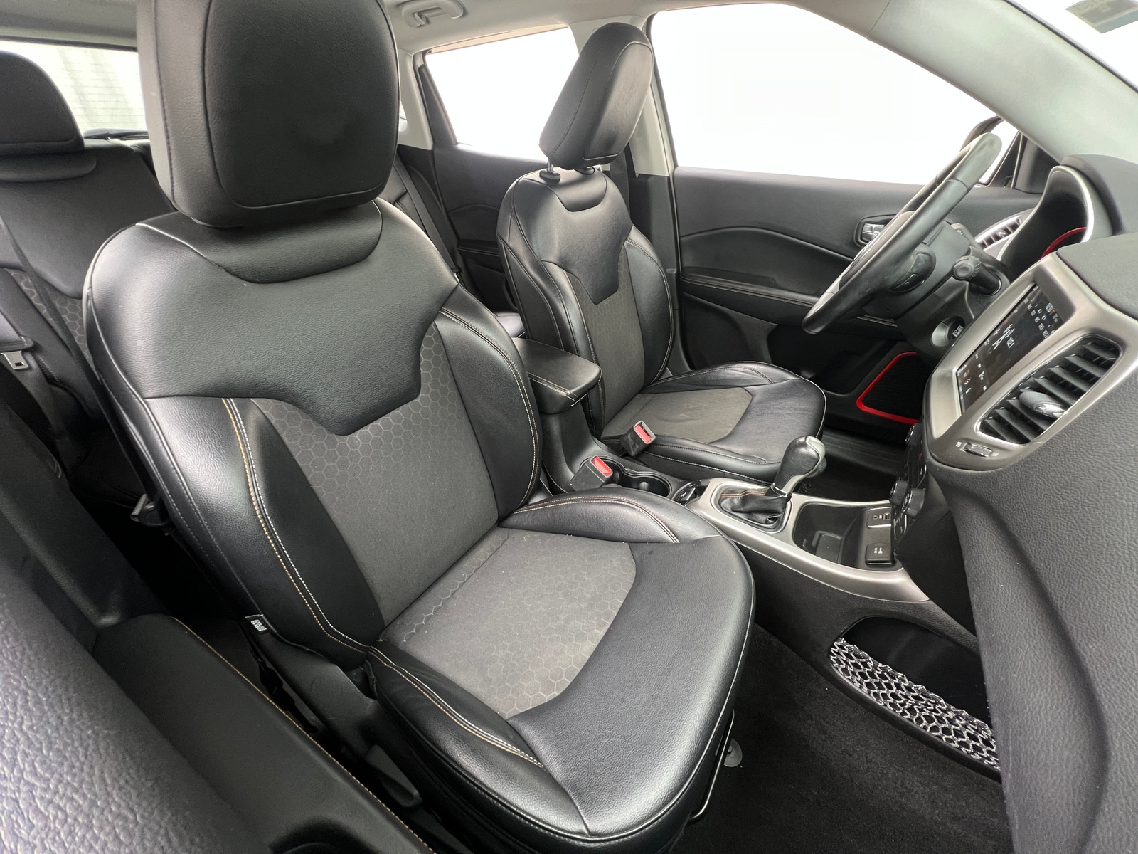 Thumbnail: 2017 Jeep Compass - 2