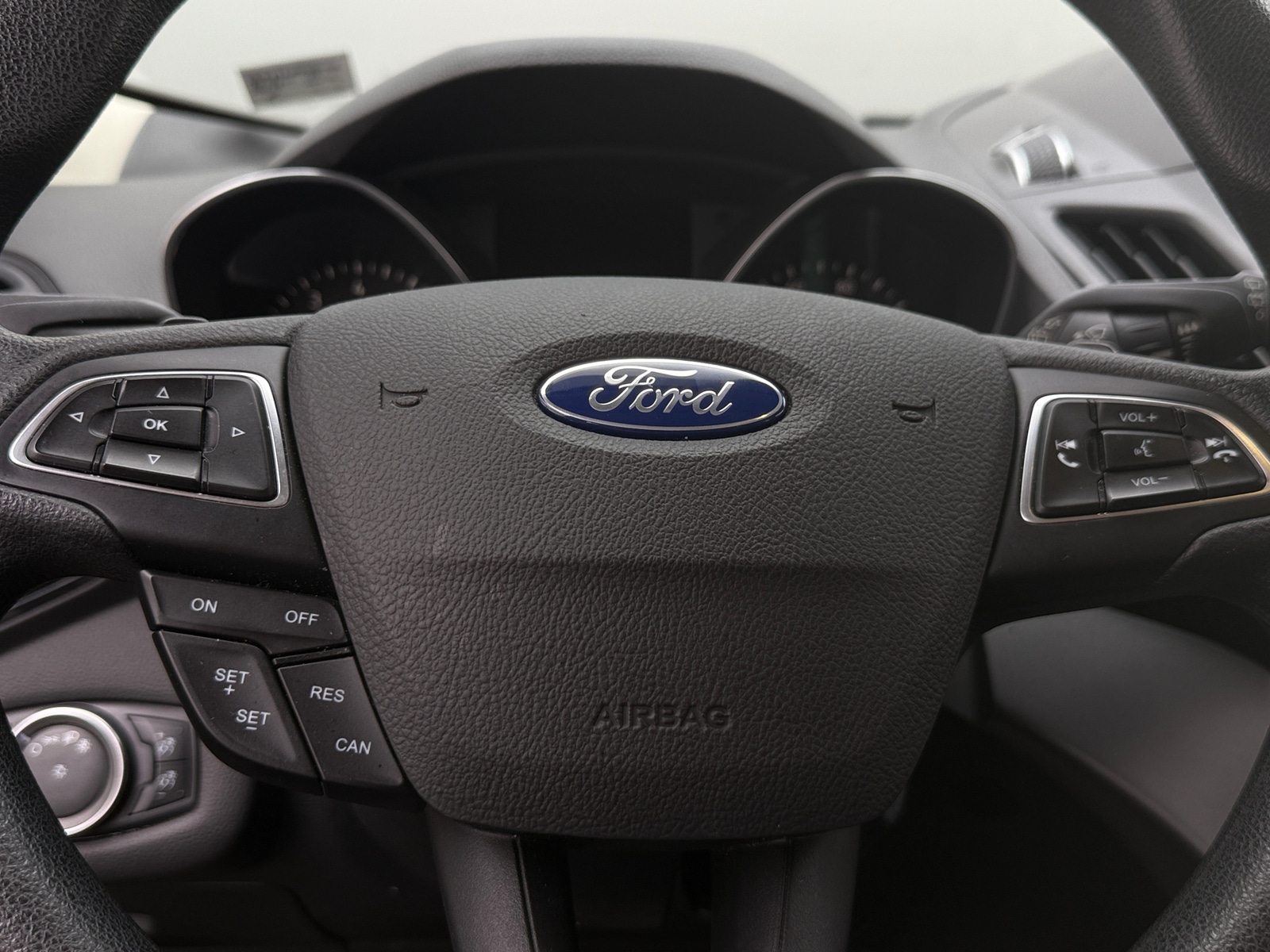 Thumbnail: 2017 Ford Escape - 5