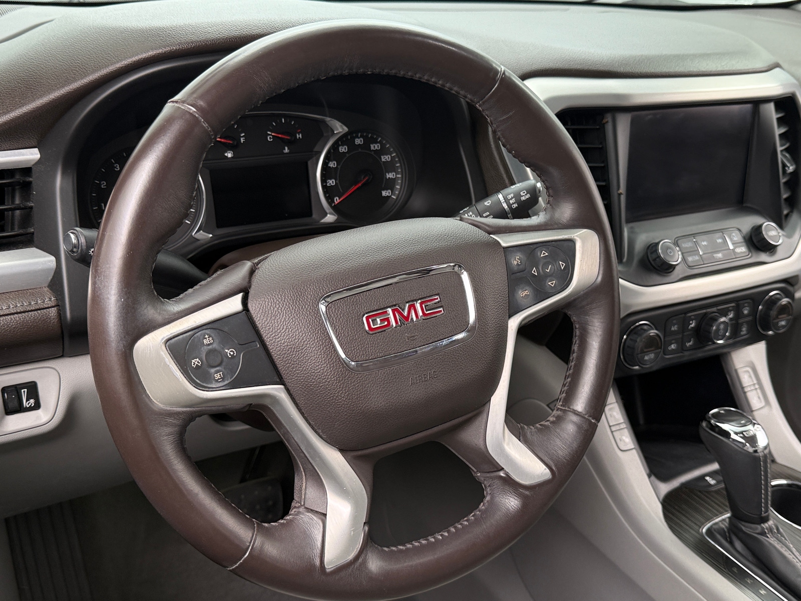 Thumbnail: 2017 GMC Acadia - 4