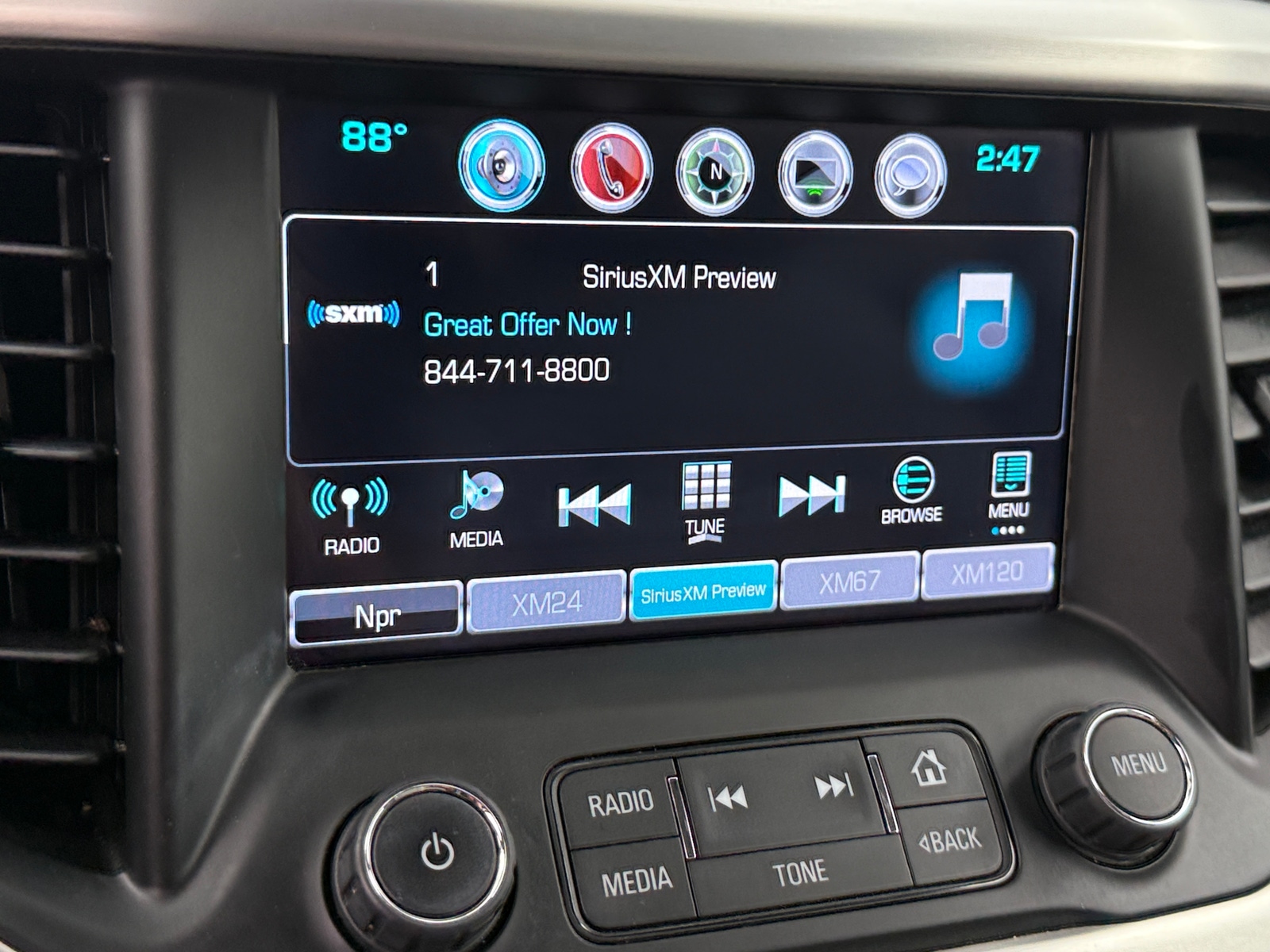 Thumbnail: 2017 GMC Acadia - 3