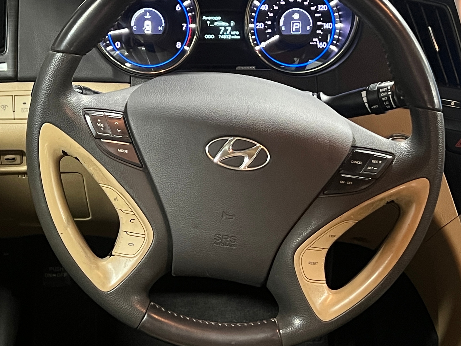 Thumbnail: 2012 Hyundai Sonata - 4
