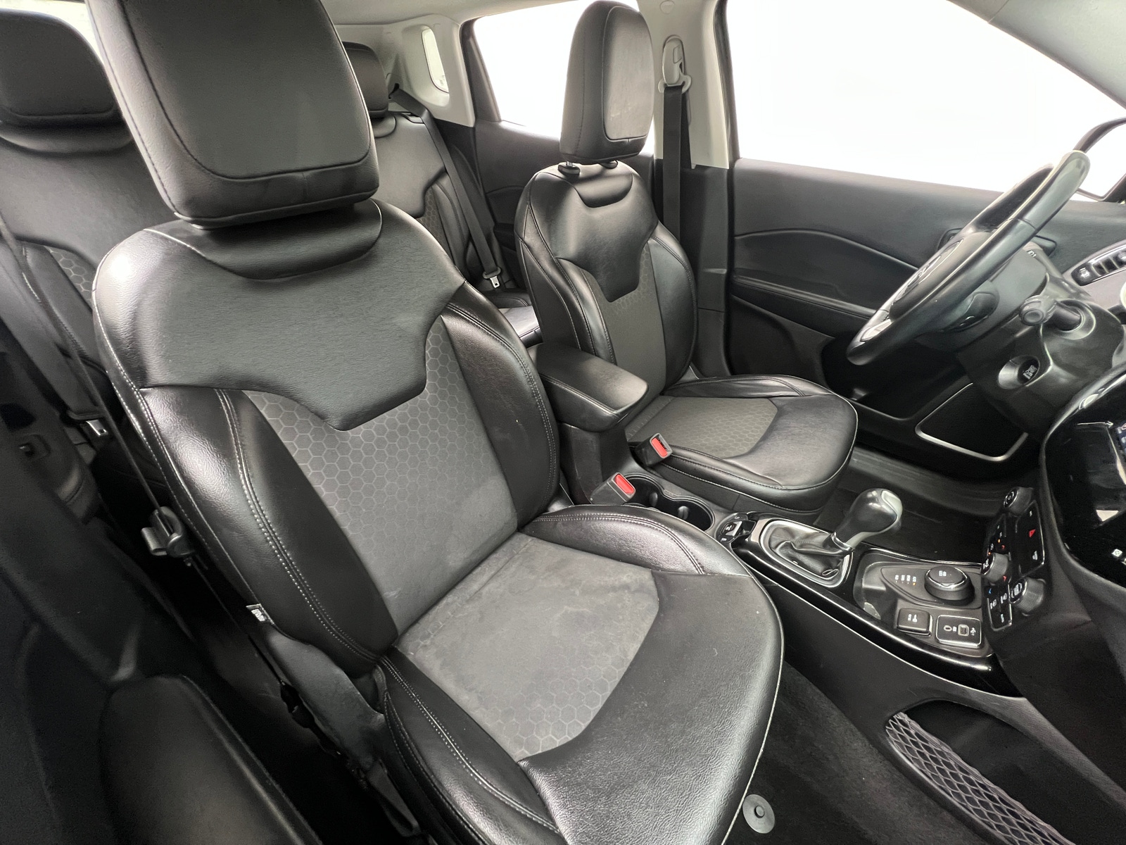 Thumbnail: 2019 Jeep Compass - 2