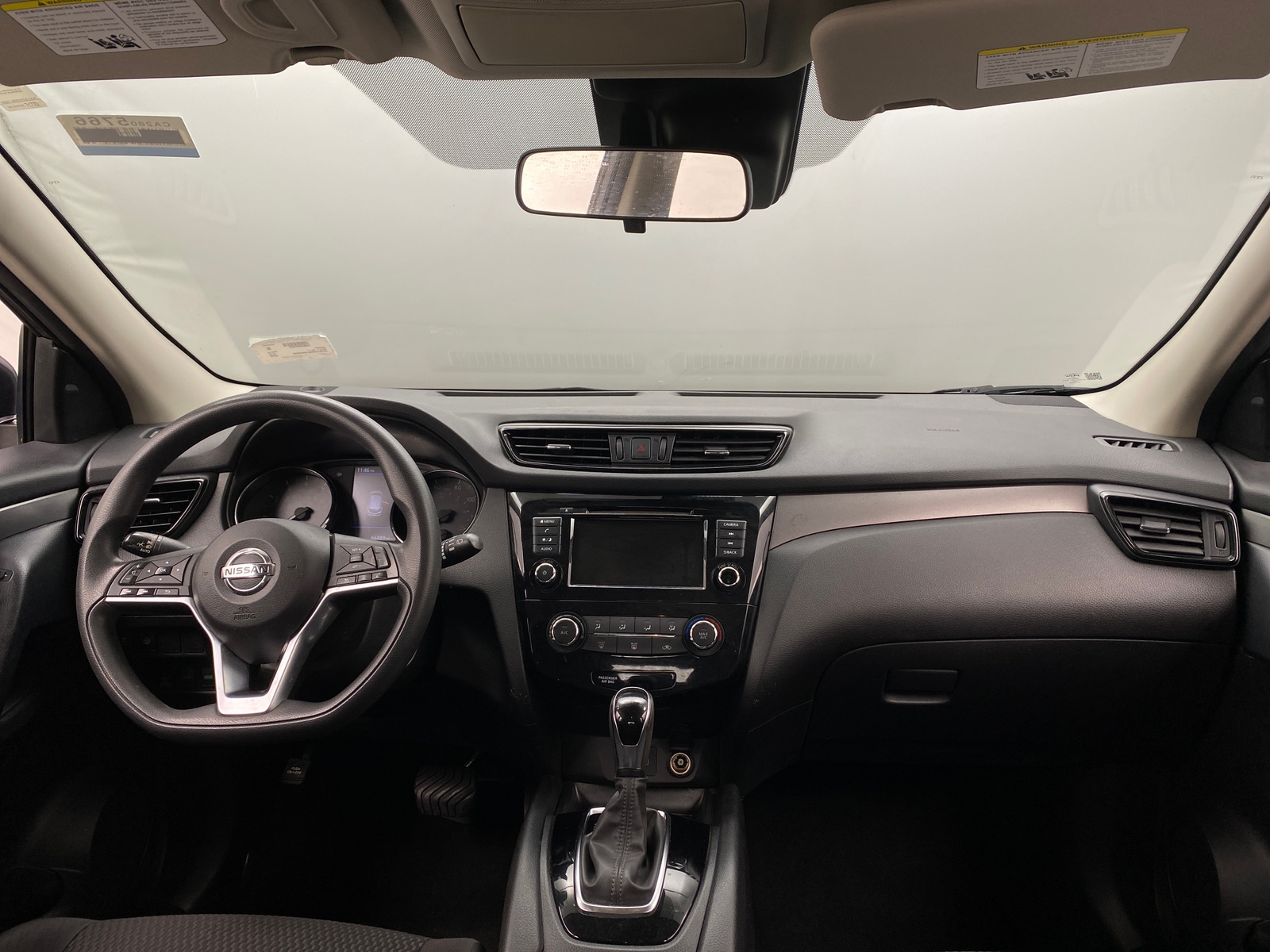 Thumbnail: 2020 Nissan Rogue Sport - 3