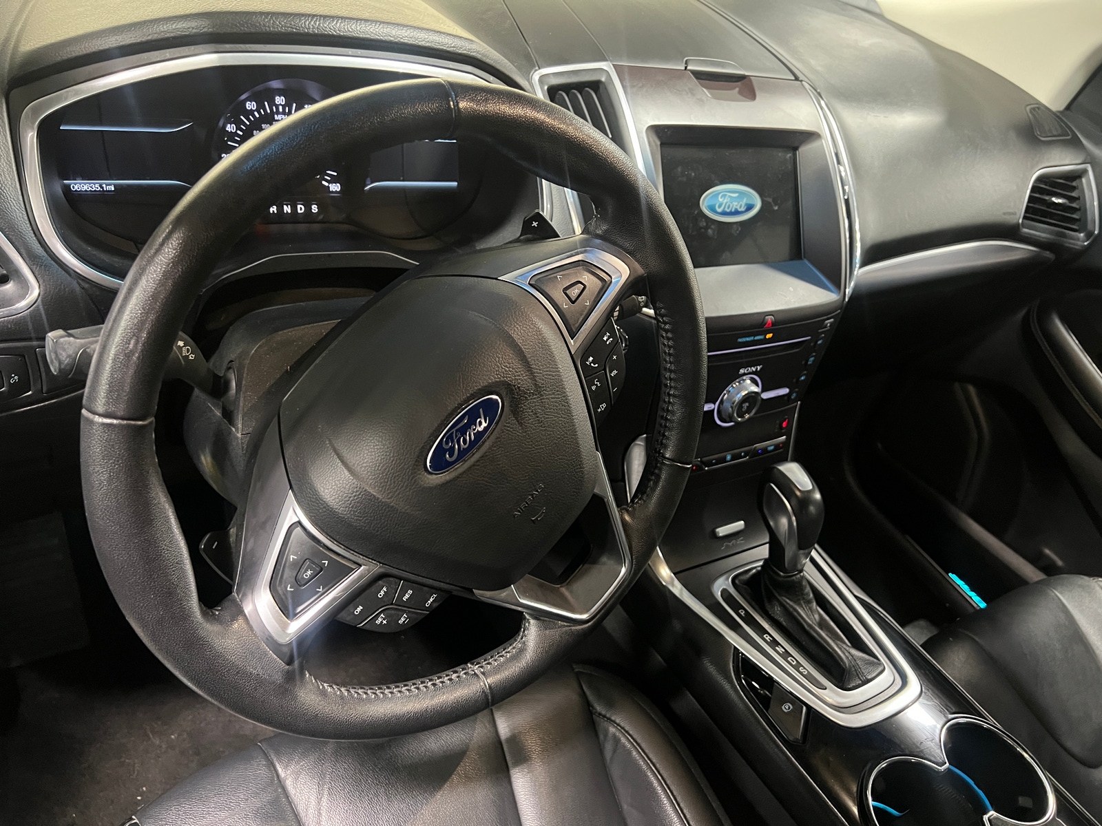 Thumbnail: 2017 Ford Edge - 4