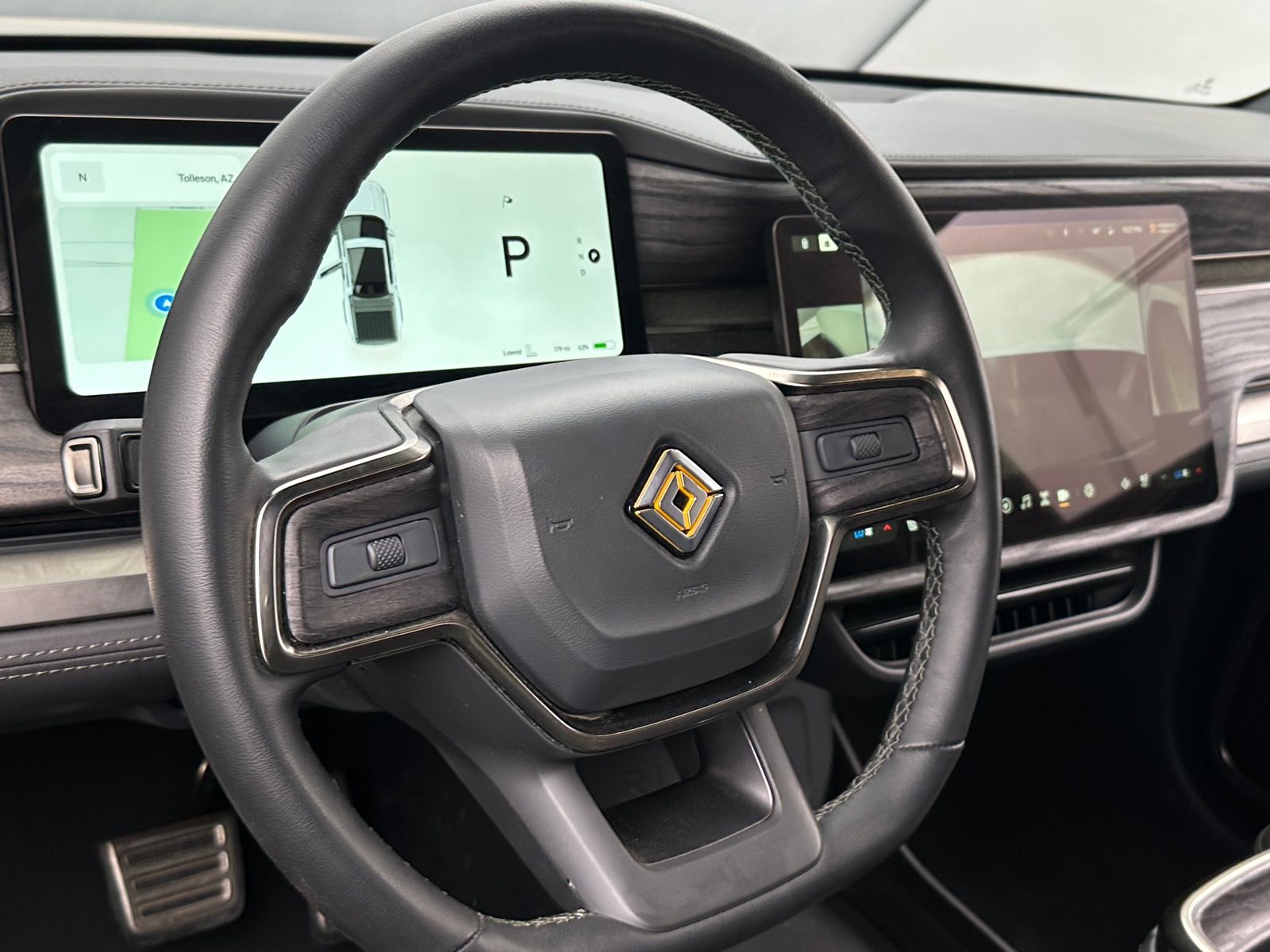 Thumbnail: 2022 Rivian R1T - 4