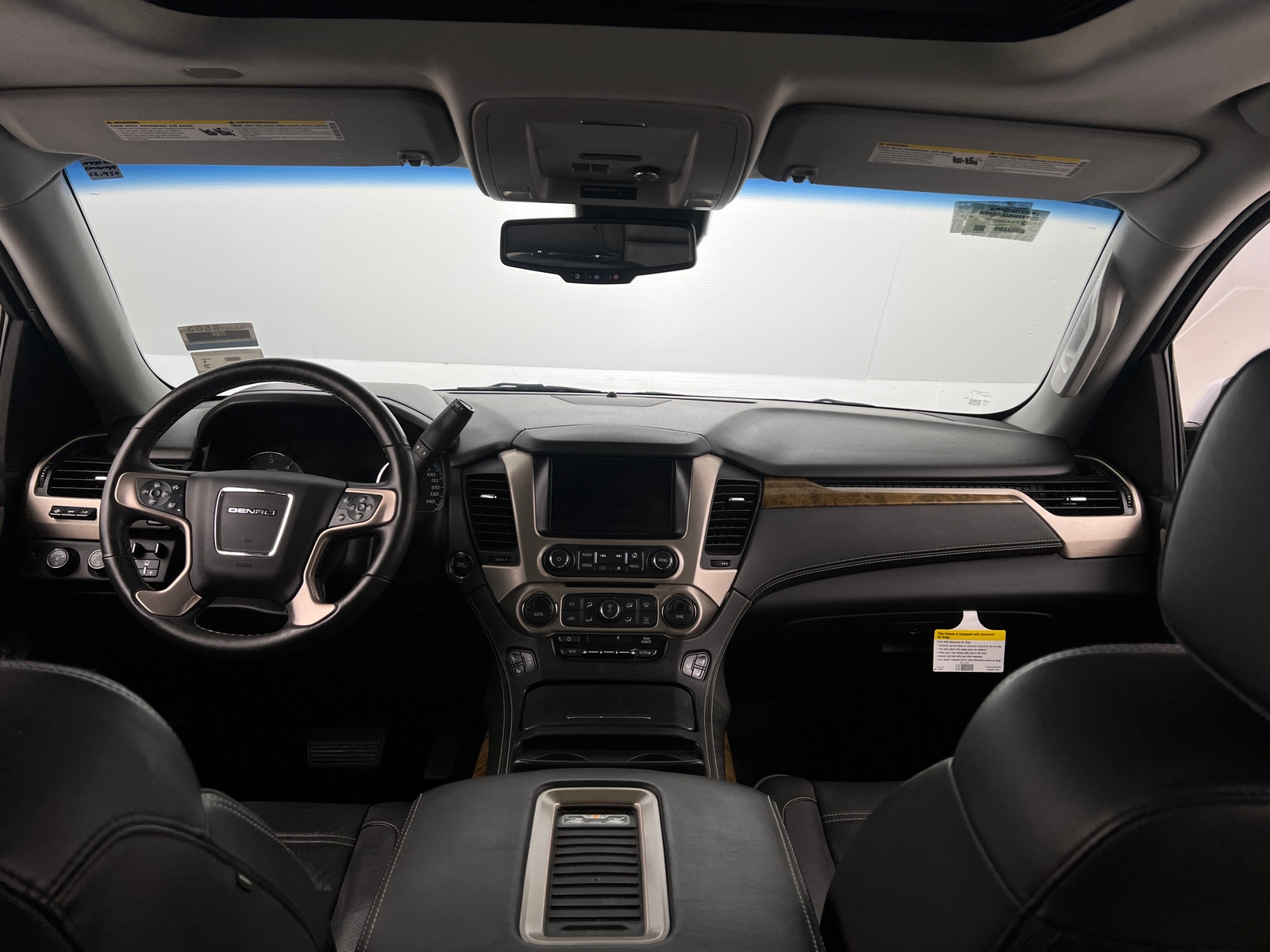 Thumbnail: 2017 GMC Yukon XL - 2