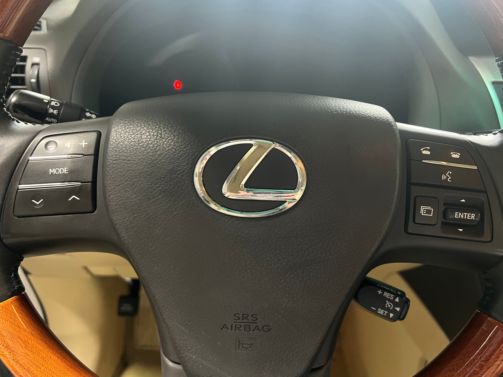 Thumbnail: 2011 Lexus RX - 5