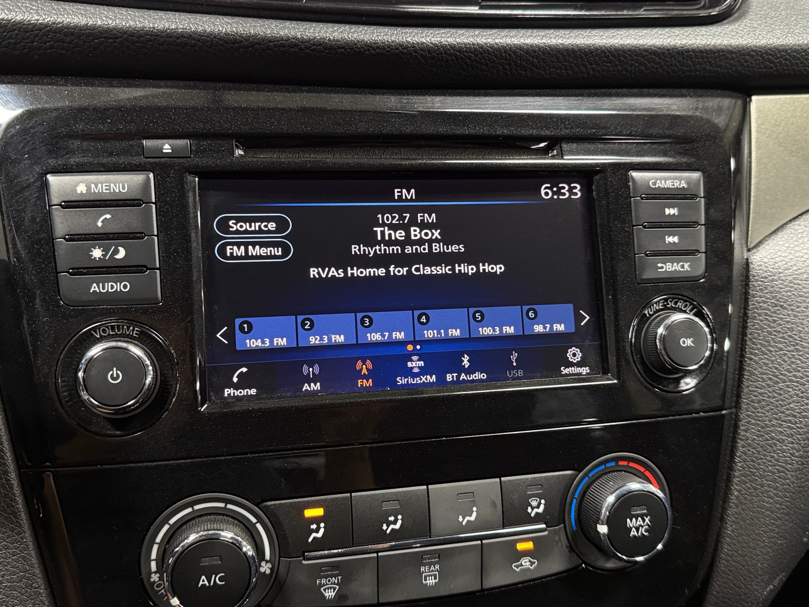 Thumbnail: 2019 Nissan Rogue Sport - 4