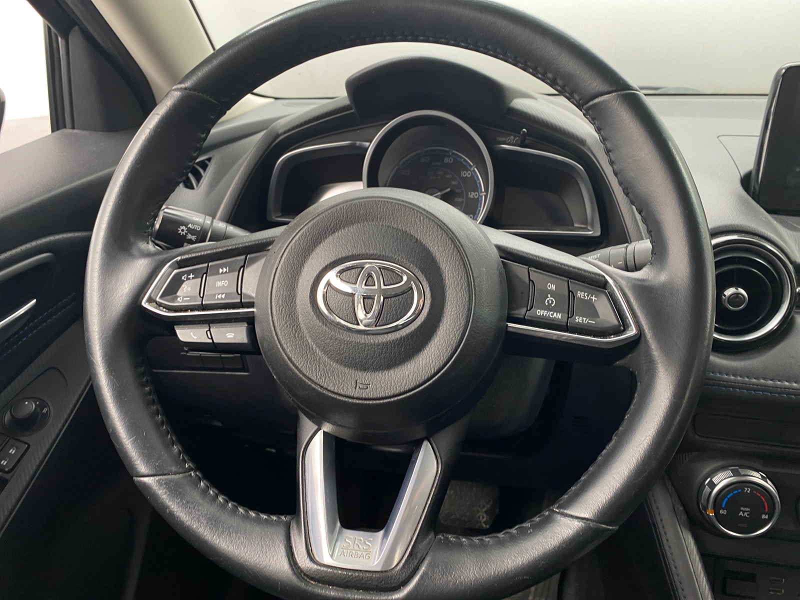 Thumbnail: 2019 Toyota Yaris - 5