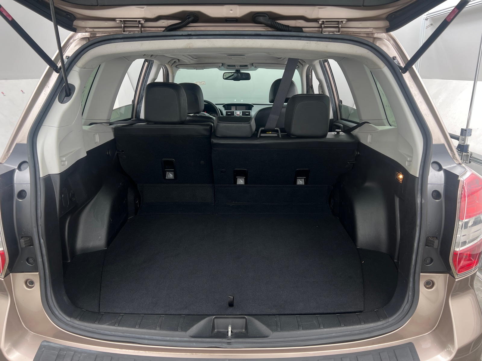 Thumbnail: 2015 Subaru Forester - 6